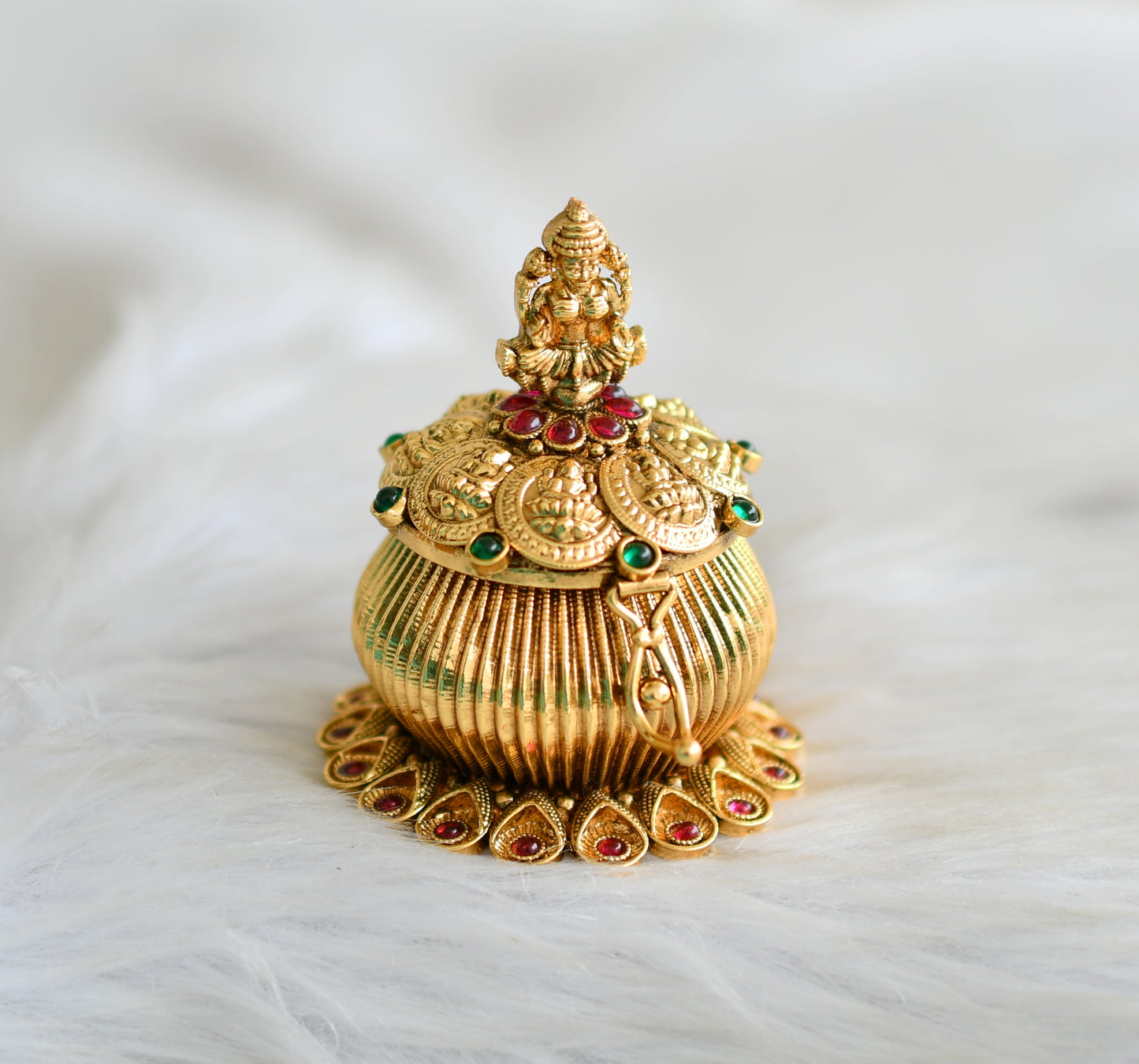 Antique gold tone Kemp-green Lakshmi kumkum box dj-42943