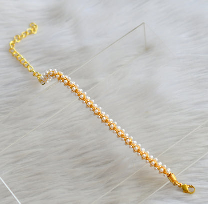 Gold tone pearl bracelet dj-44435