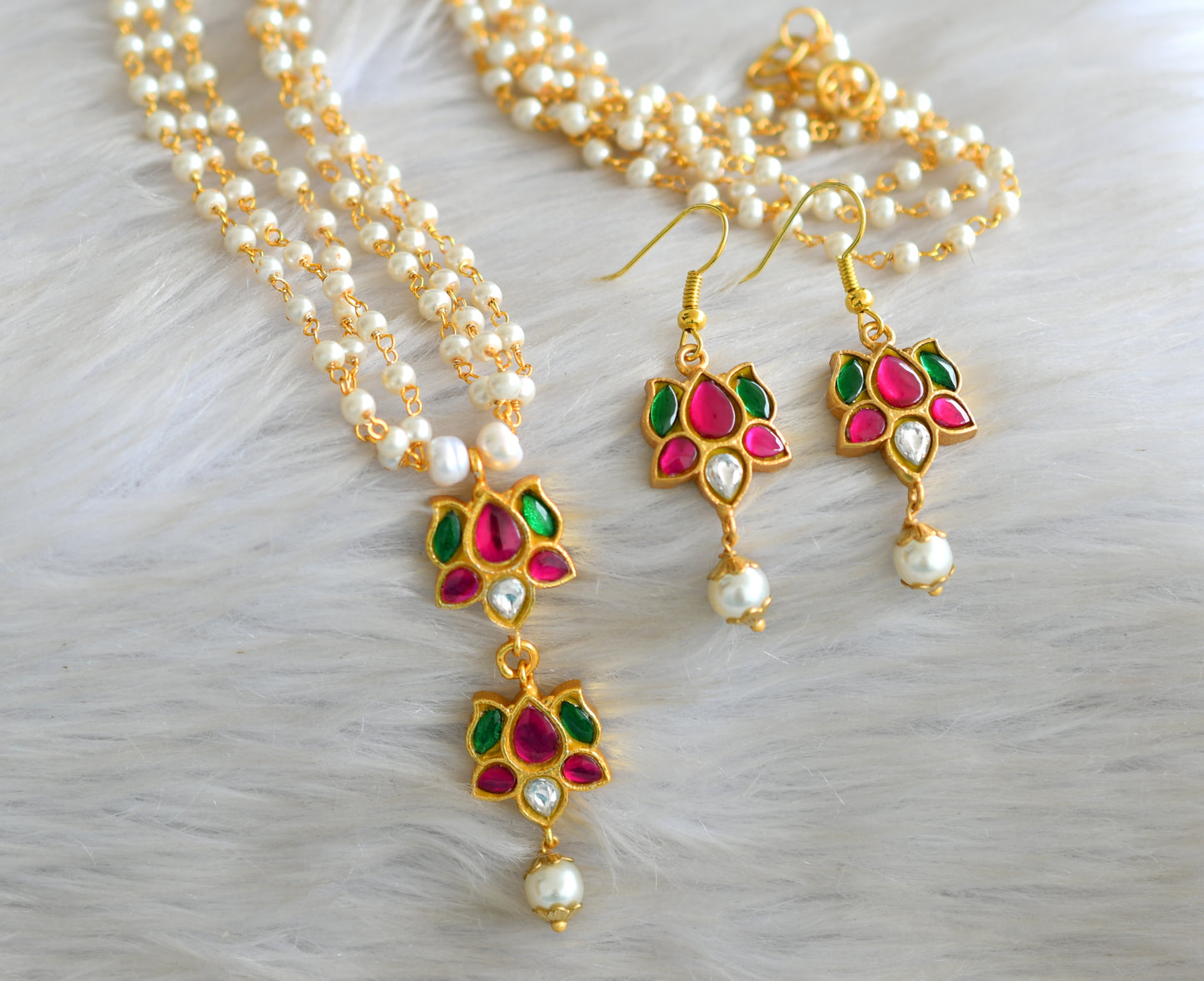 Gold tone pink-green-white kundan jadau lotus pendant with pearl chain set dj-42970