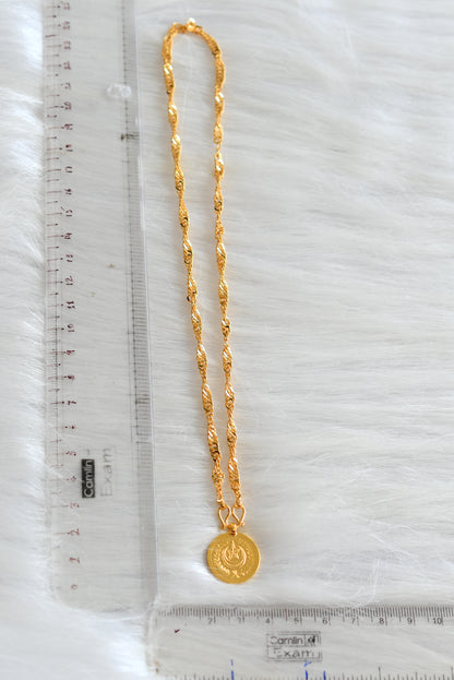 Gold tone Mecca pendant with 18 inches chain dj-42998