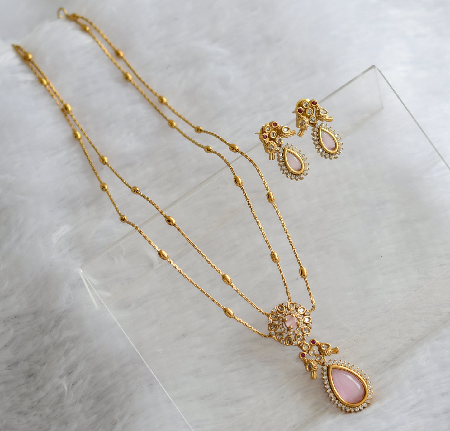 Matte finish baby pink-white thilak stone double layer necklace set dj-46326