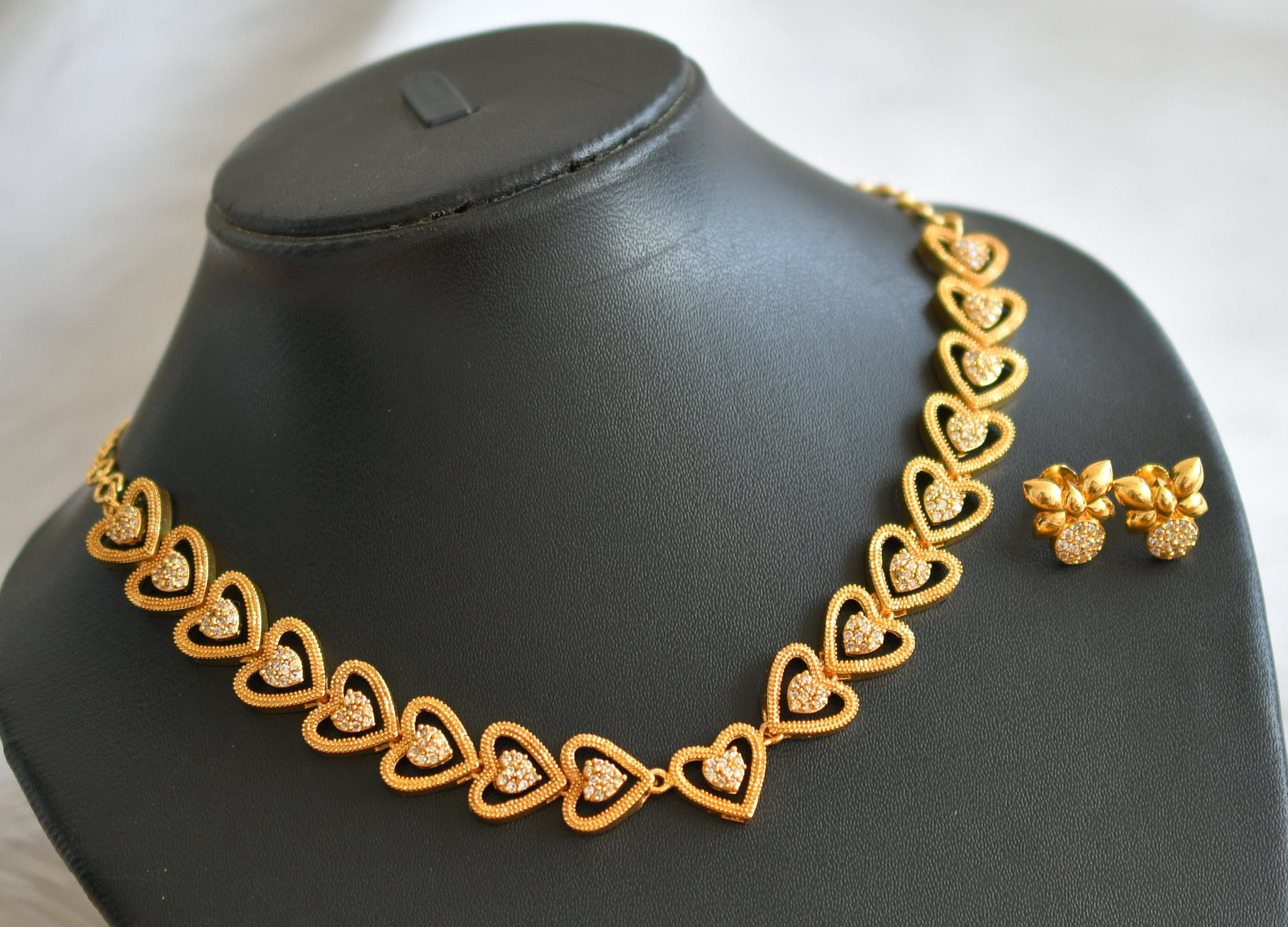 Buy Revere 9ct White Gold Heart Pendant Necklace | Womens necklaces | Argos