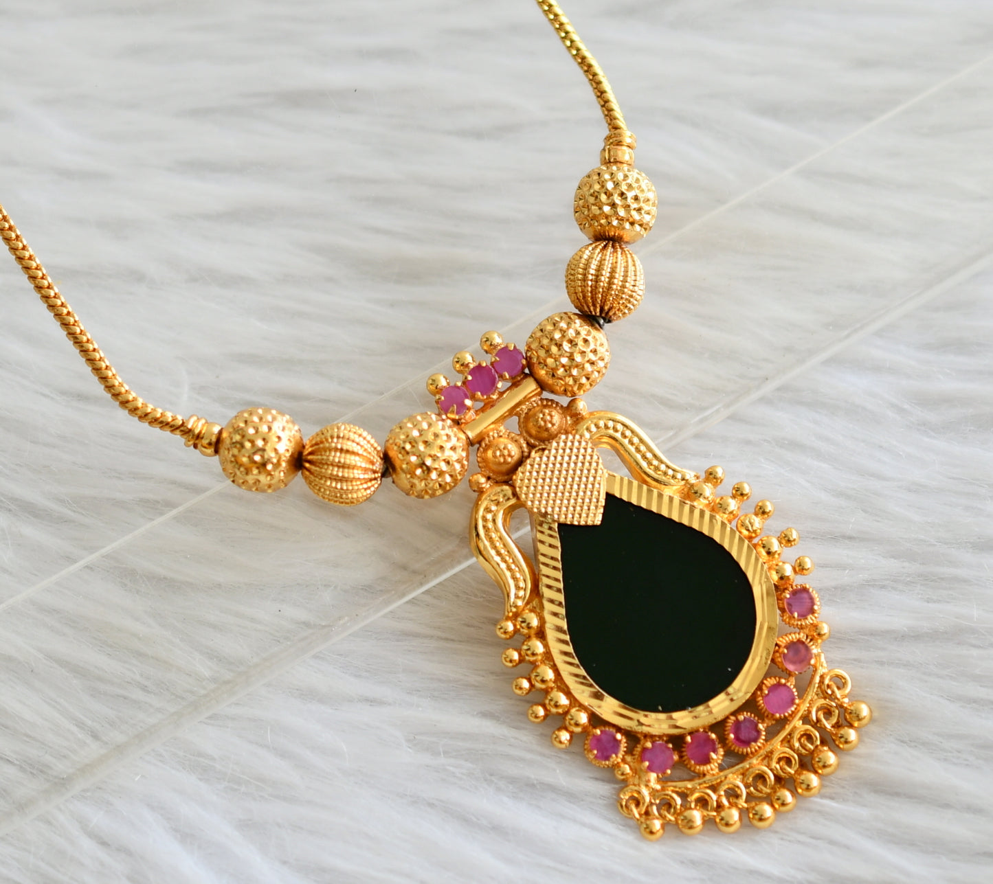 Gold tone kerala style pink-green necklace dj-44515