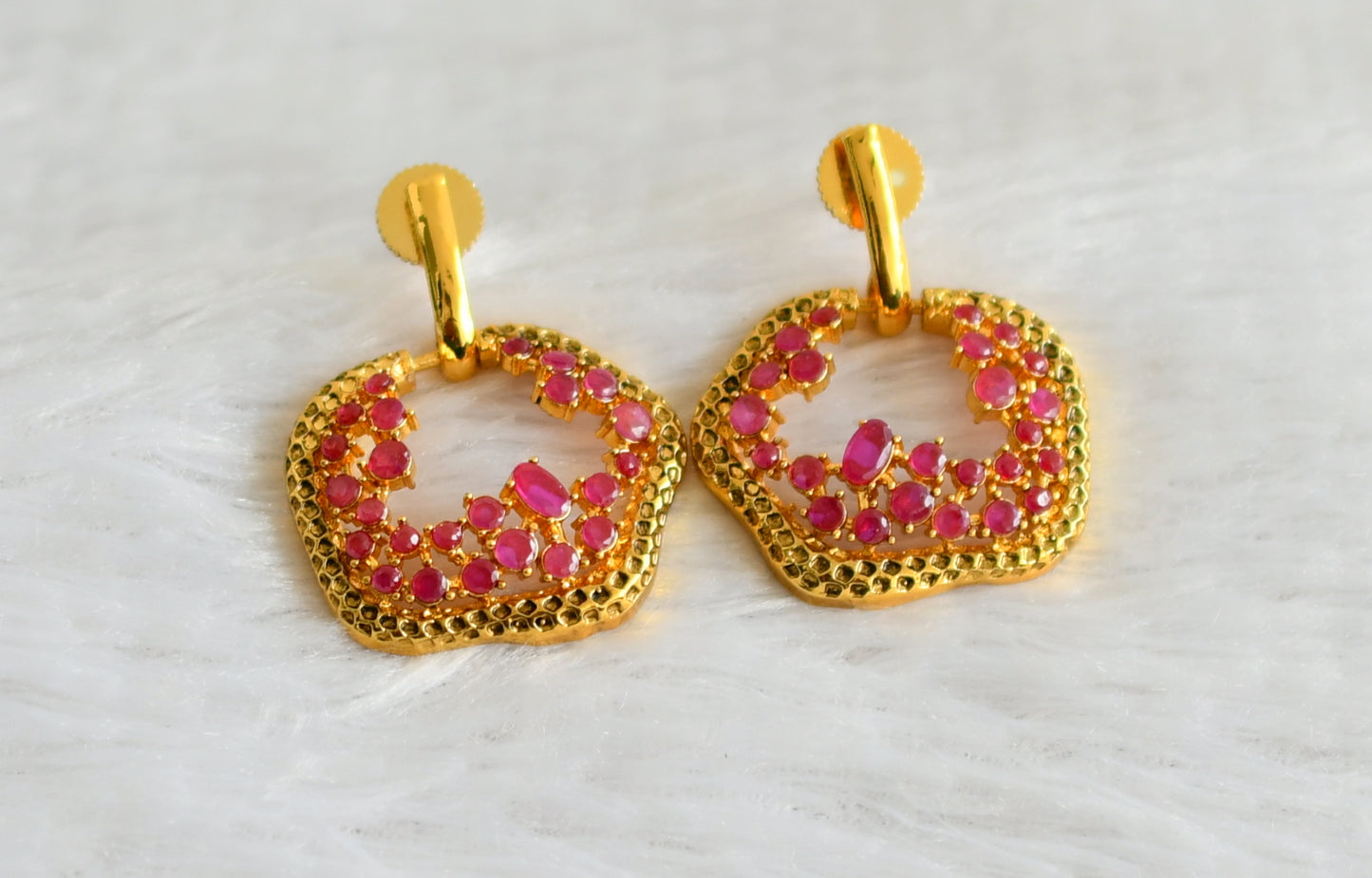 Antique gold tone ruby stone party wear earrings dj-47928