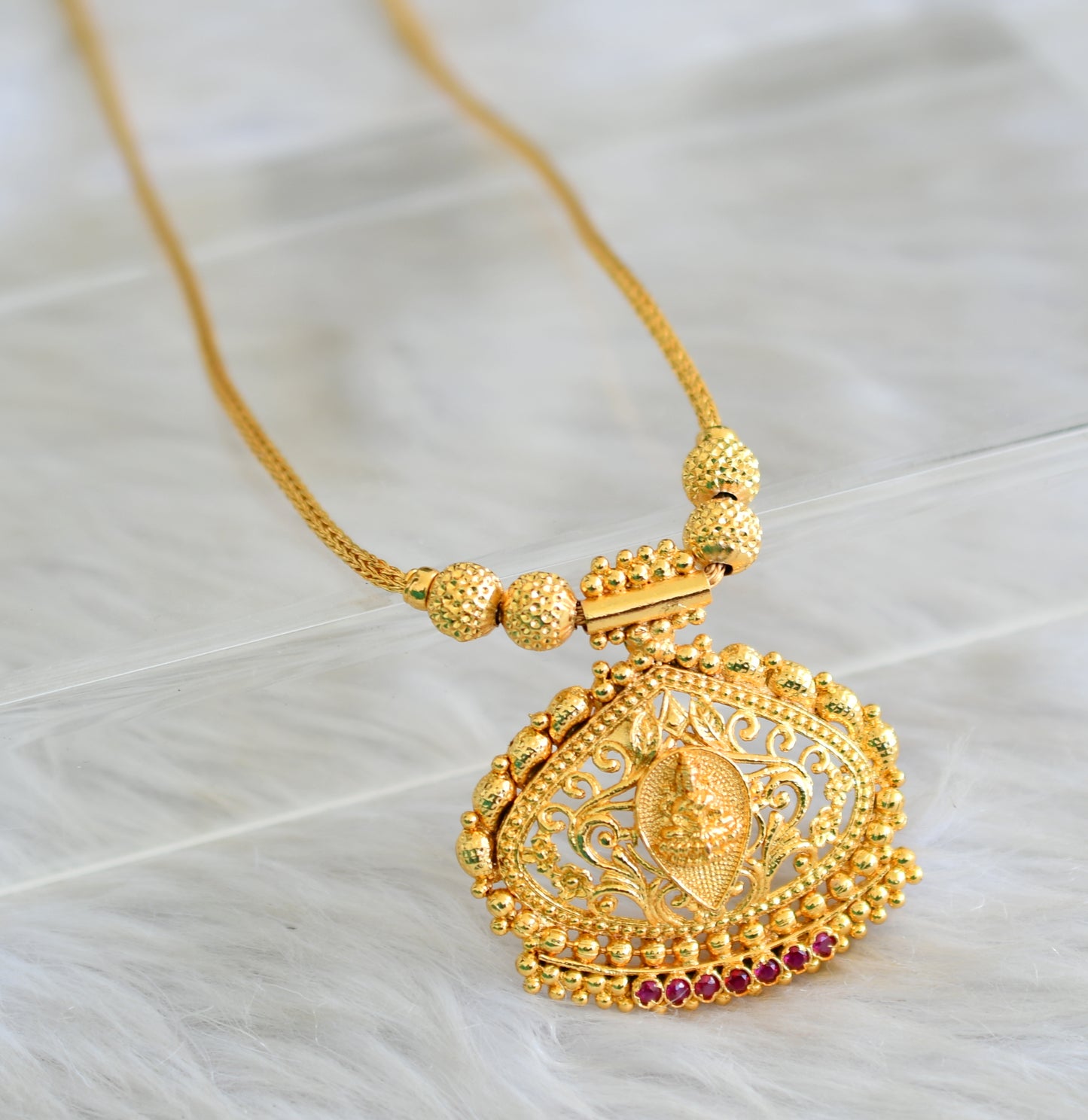 Gold tone Kerala style pink Lakshmi kodi necklace dj-43046