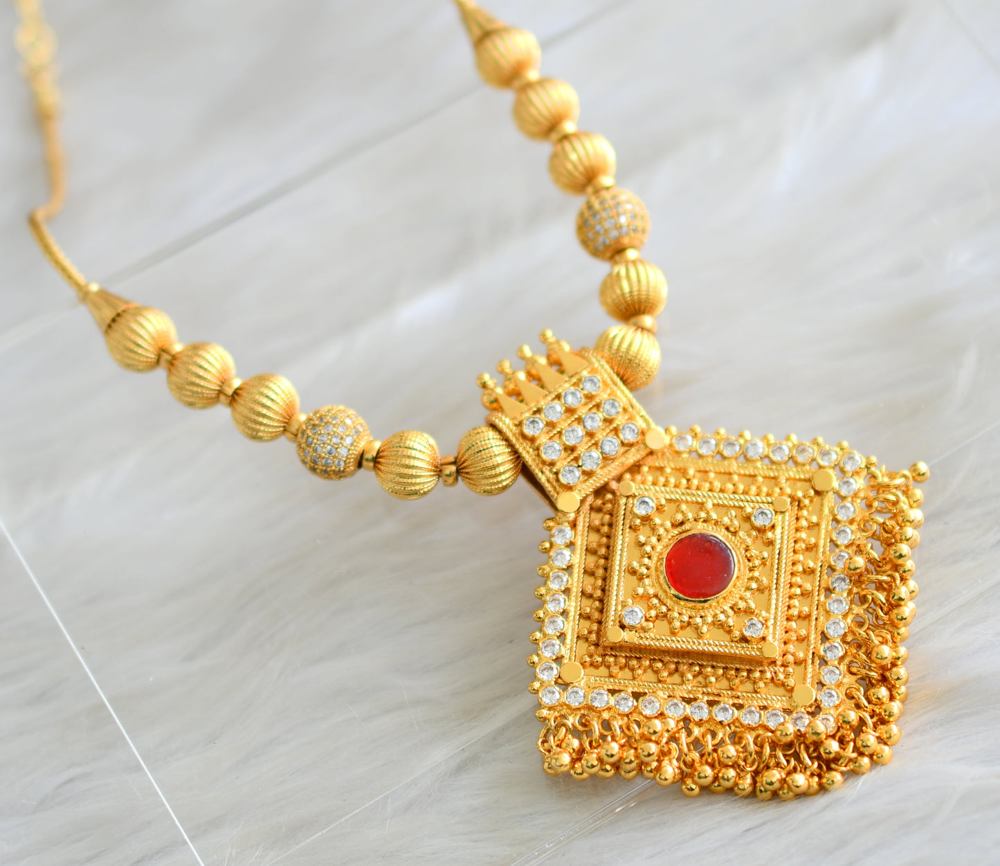 Gold tone Kerala style Red stone kodi necklace dj-43049