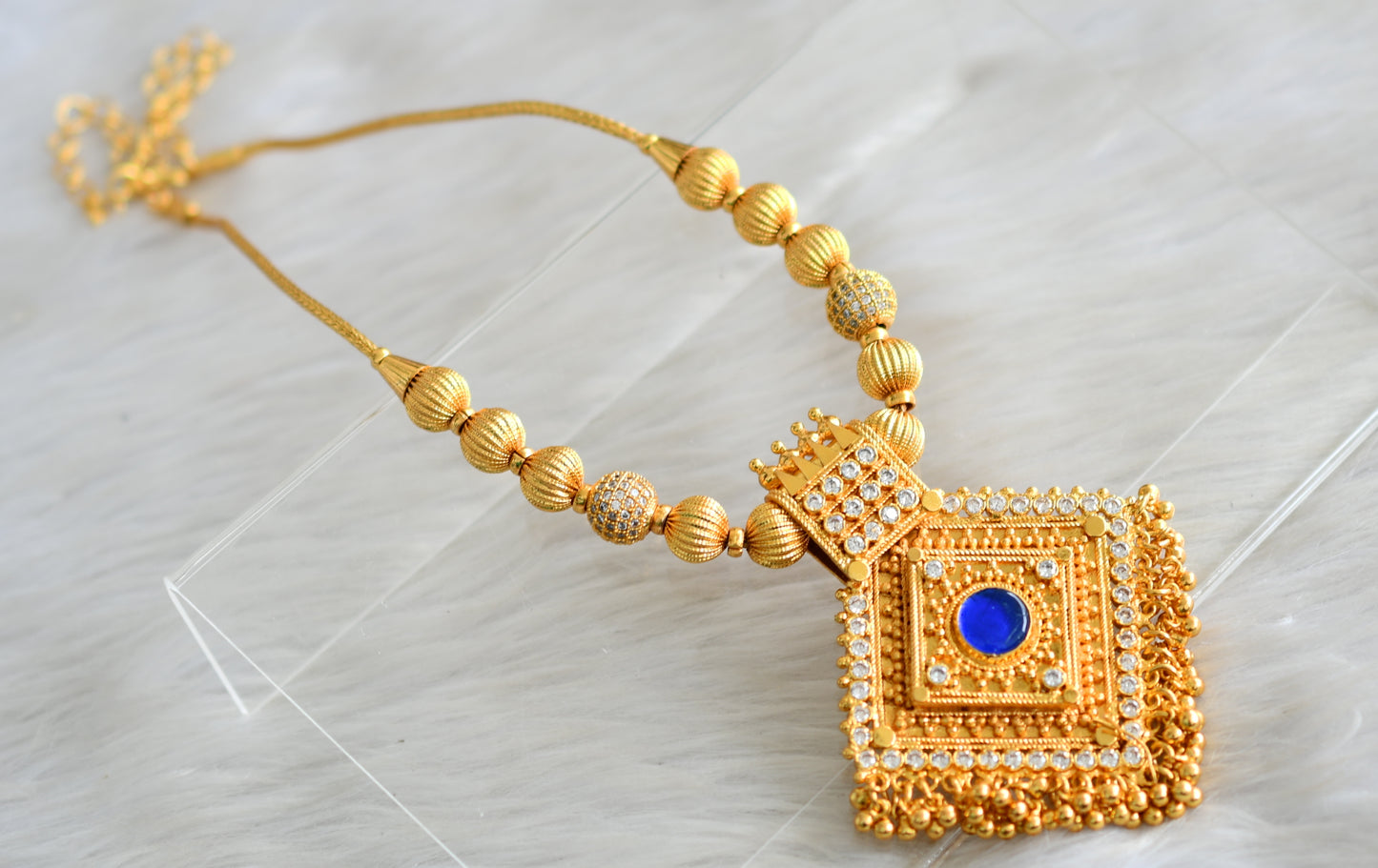 Gold tone Kerala style Blue stone kodi necklace dj-43050