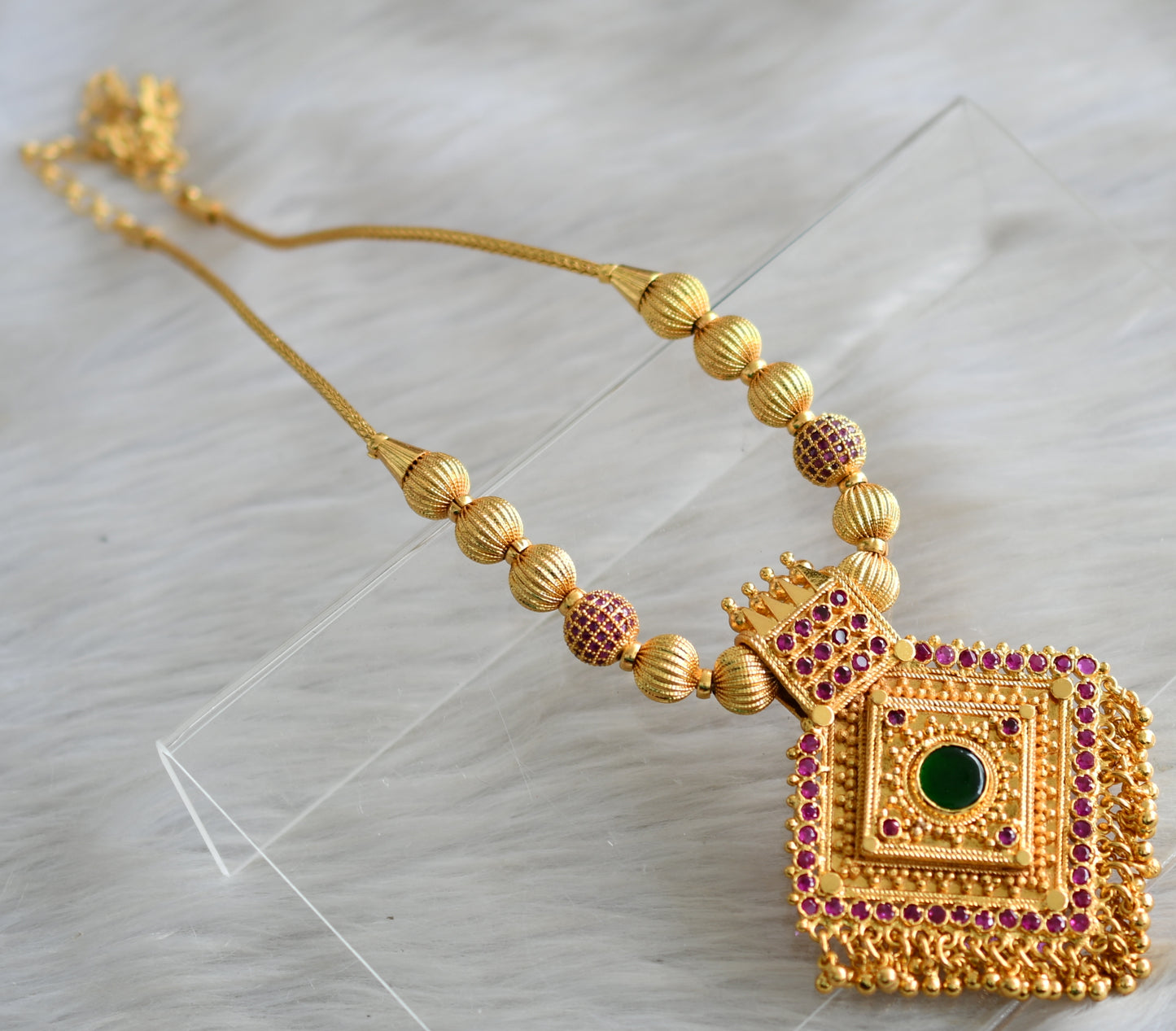 Gold tone Kerala style Pink-Green stone kodi necklace dj-43051