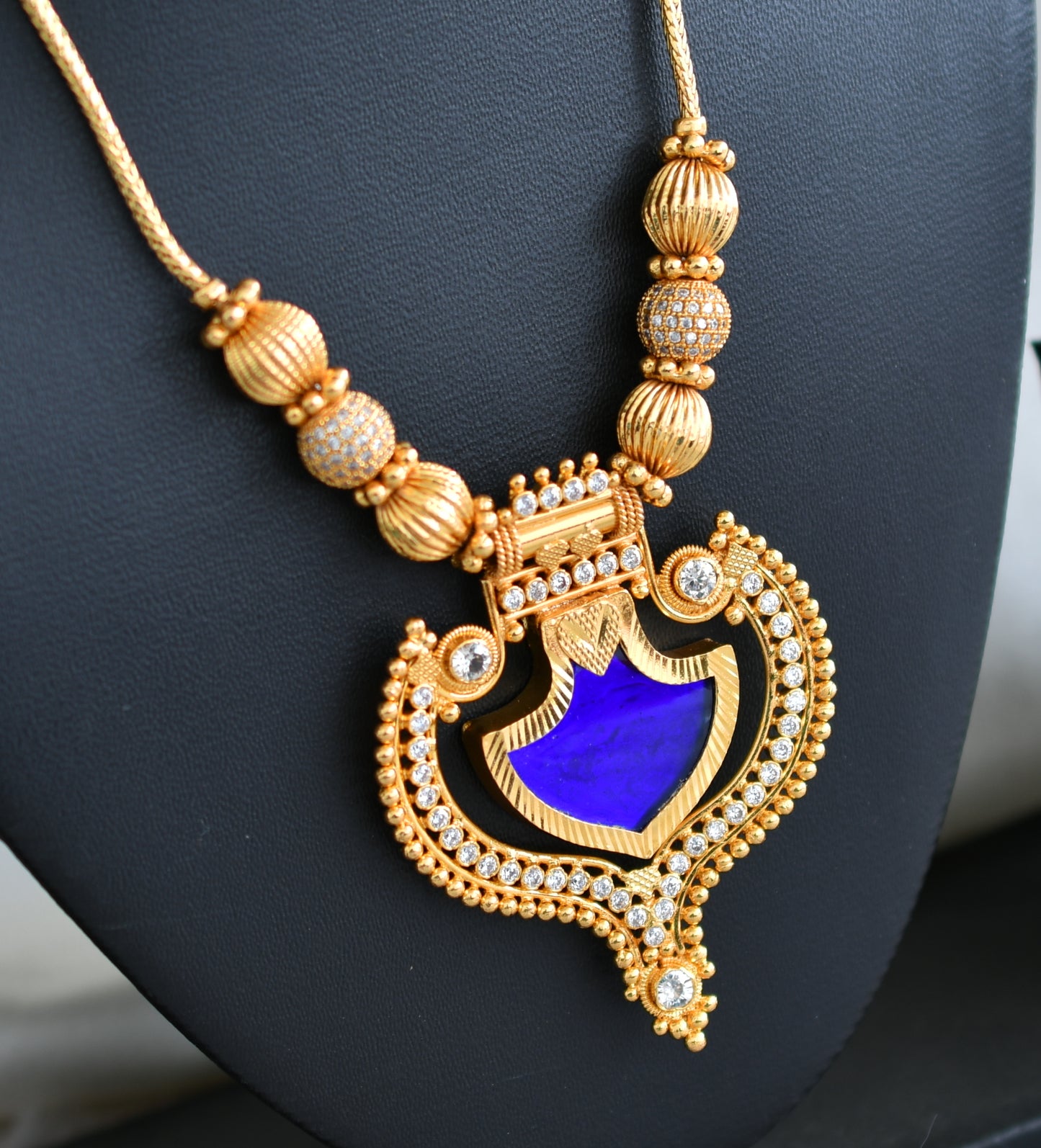 Gold tone Kerala style Blue palakka kodi necklace dj-43052