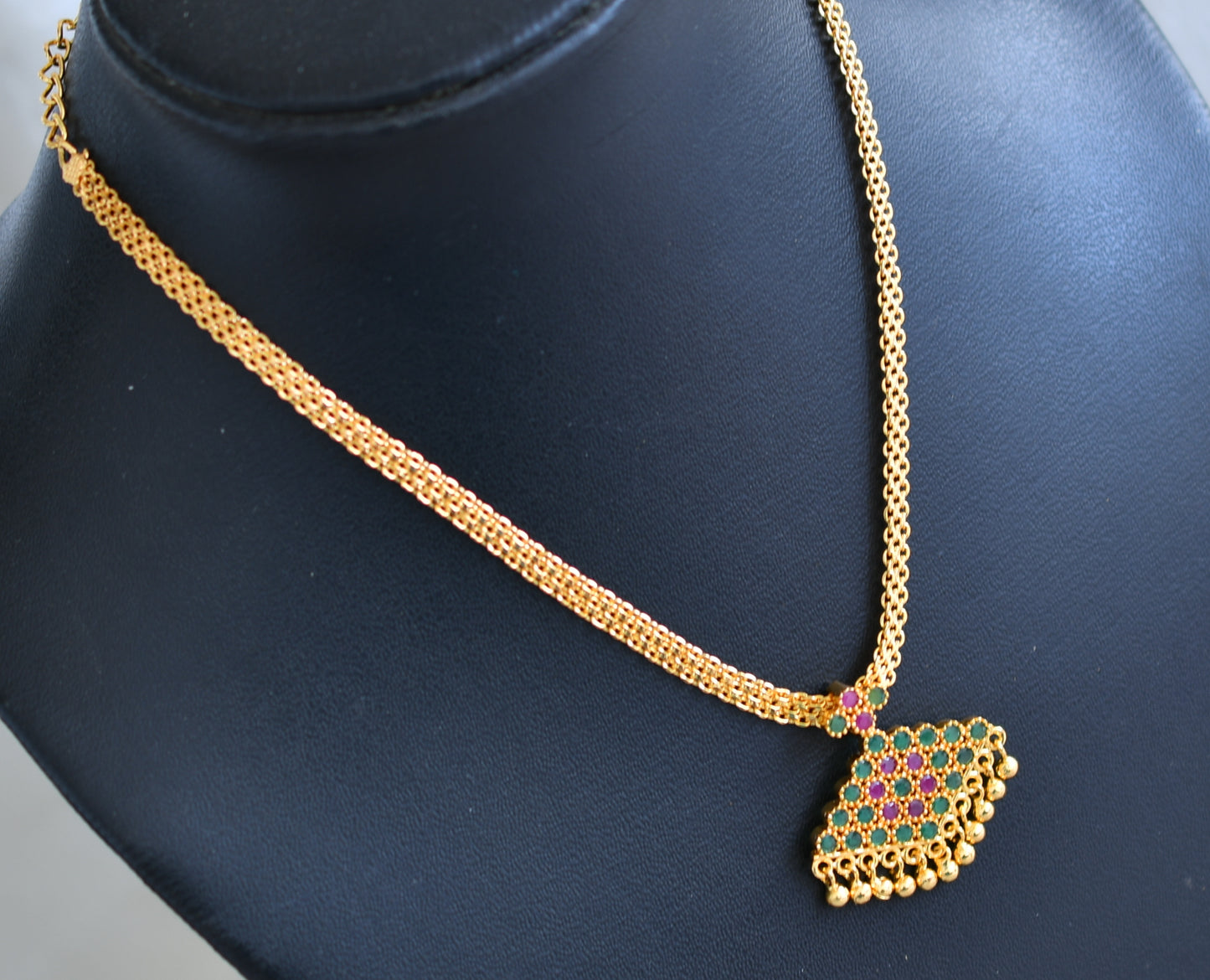 Gold tone green-pink pathakkam necklace dj-43056
