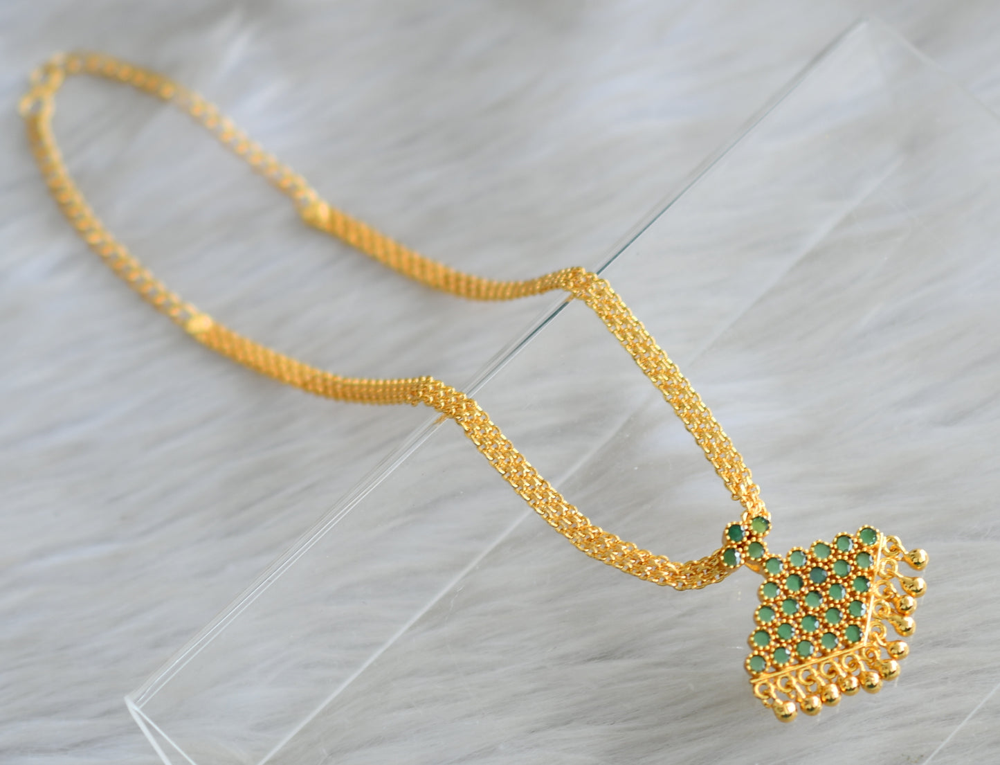 Gold tone green pathakkam necklace dj-43058