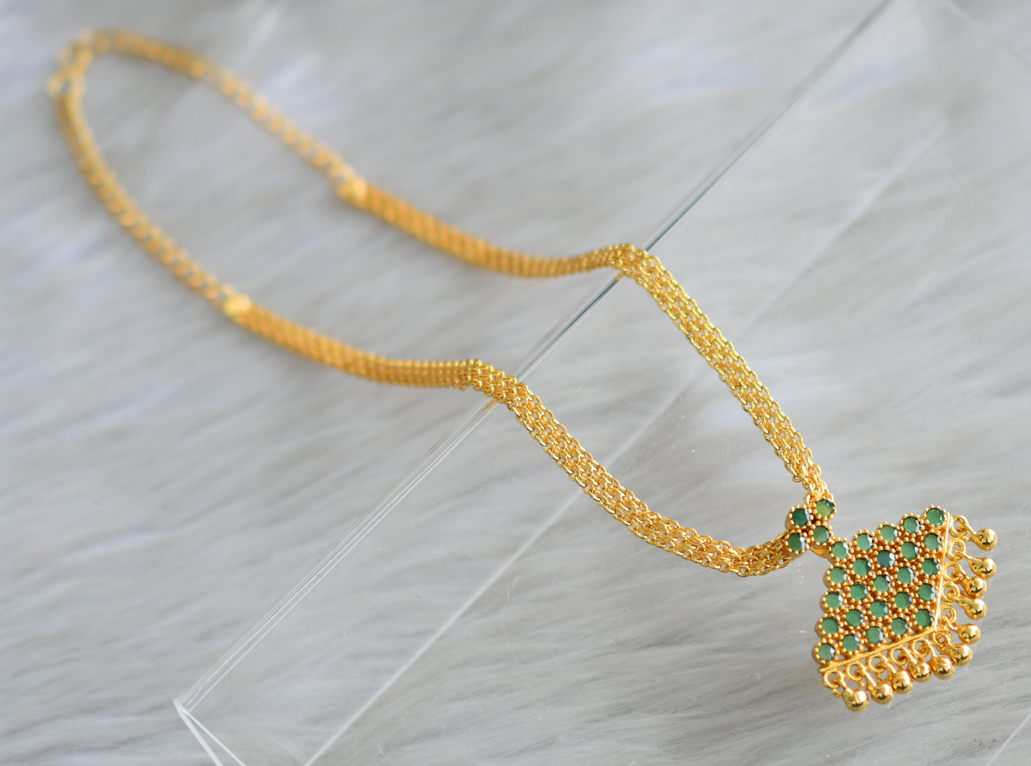 Gold tone green pathakkam necklace dj-43058