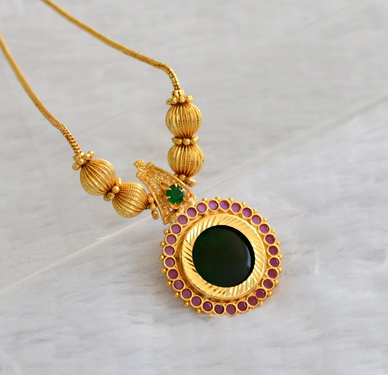 Gold tone kerala style ruby-green round kodi necklace dj-46356