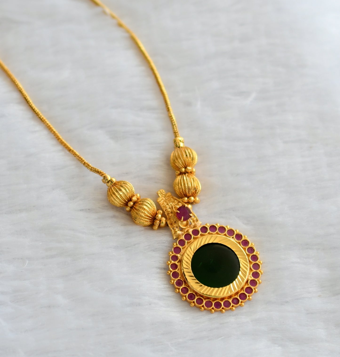 Gold tone kerala style ruby-green round kodi necklace dj-46359