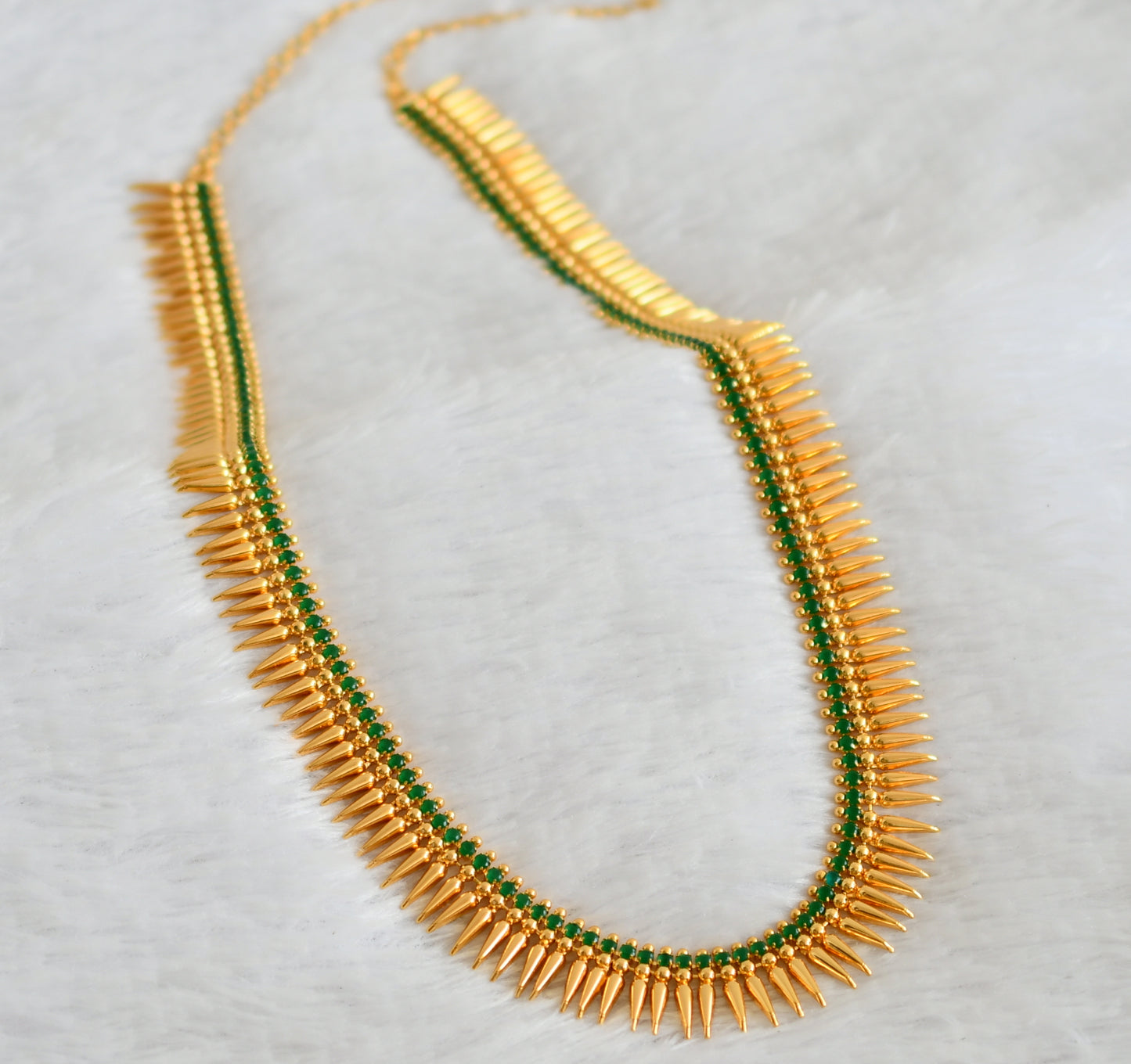 Gold tone emerald stone mulla mottu kerala style haar dj-49888