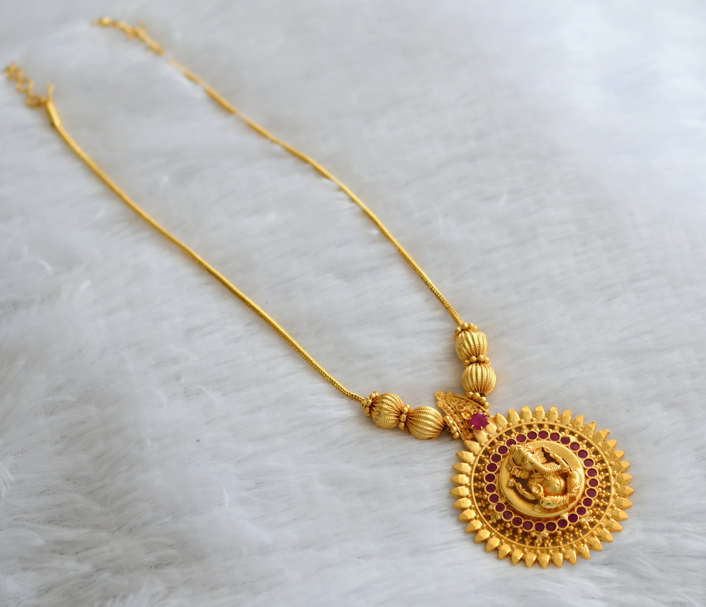 Gold tone ruby kerala style ganesha round kodi necklace dj-46360