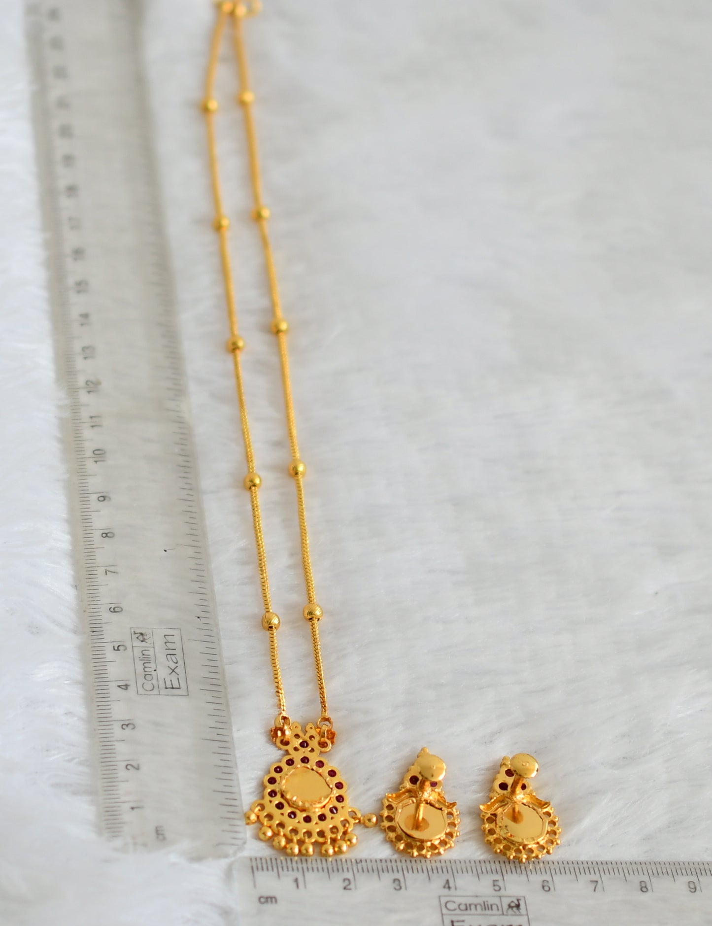Gold tone pink-green kerala style round necklace set dj-49880