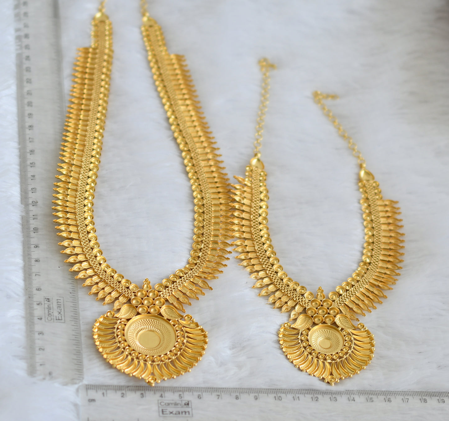 Matte gold tone kerala style pink stone combo haar set dj-49889