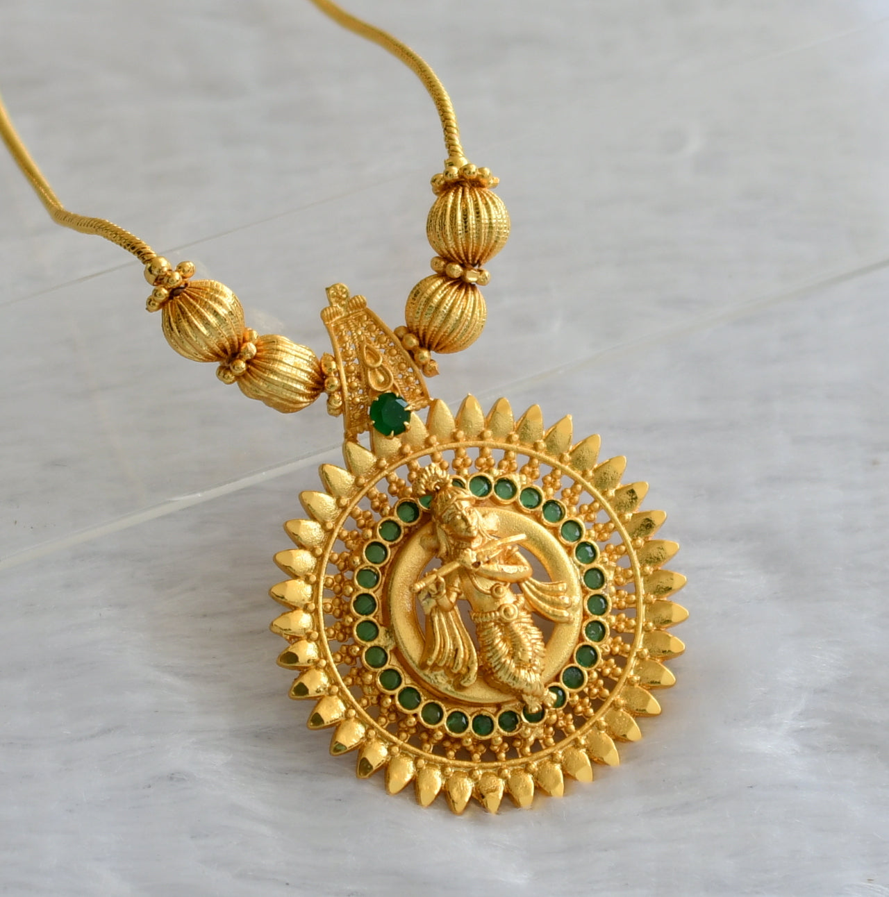 Gold tone emerald kerala style krishna round kodi necklace dj-46362