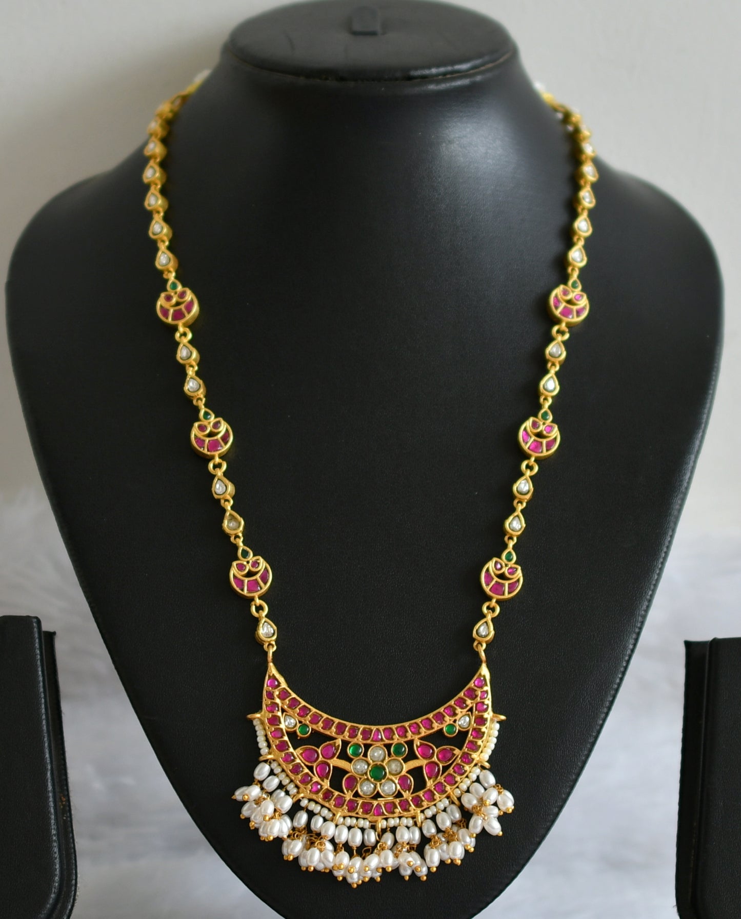 Gold tone pink-green-white rice pearl moon necklace dj-49902