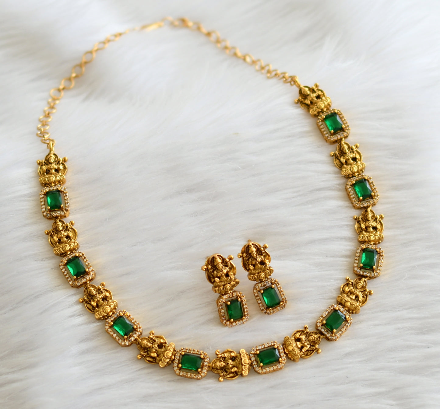 Matte finish green-white block stone lakshmi necklace set dj-44569