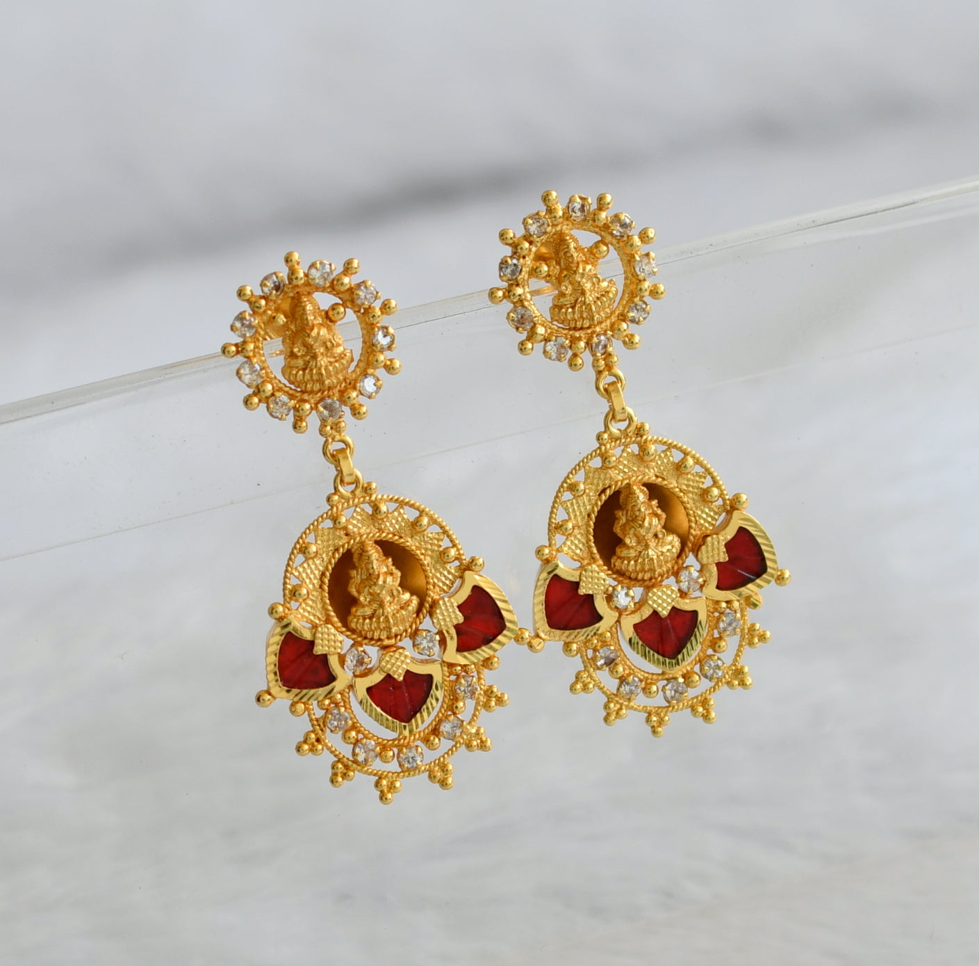 Gold tone kerala style red-white lakshmi palakka earrings dj-46376