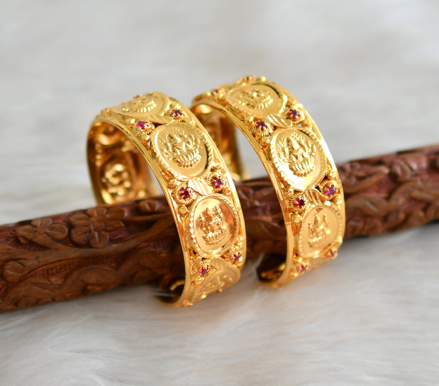 Gold tone kerala style pink lakshmi coin bangles (2.2) dj-43083