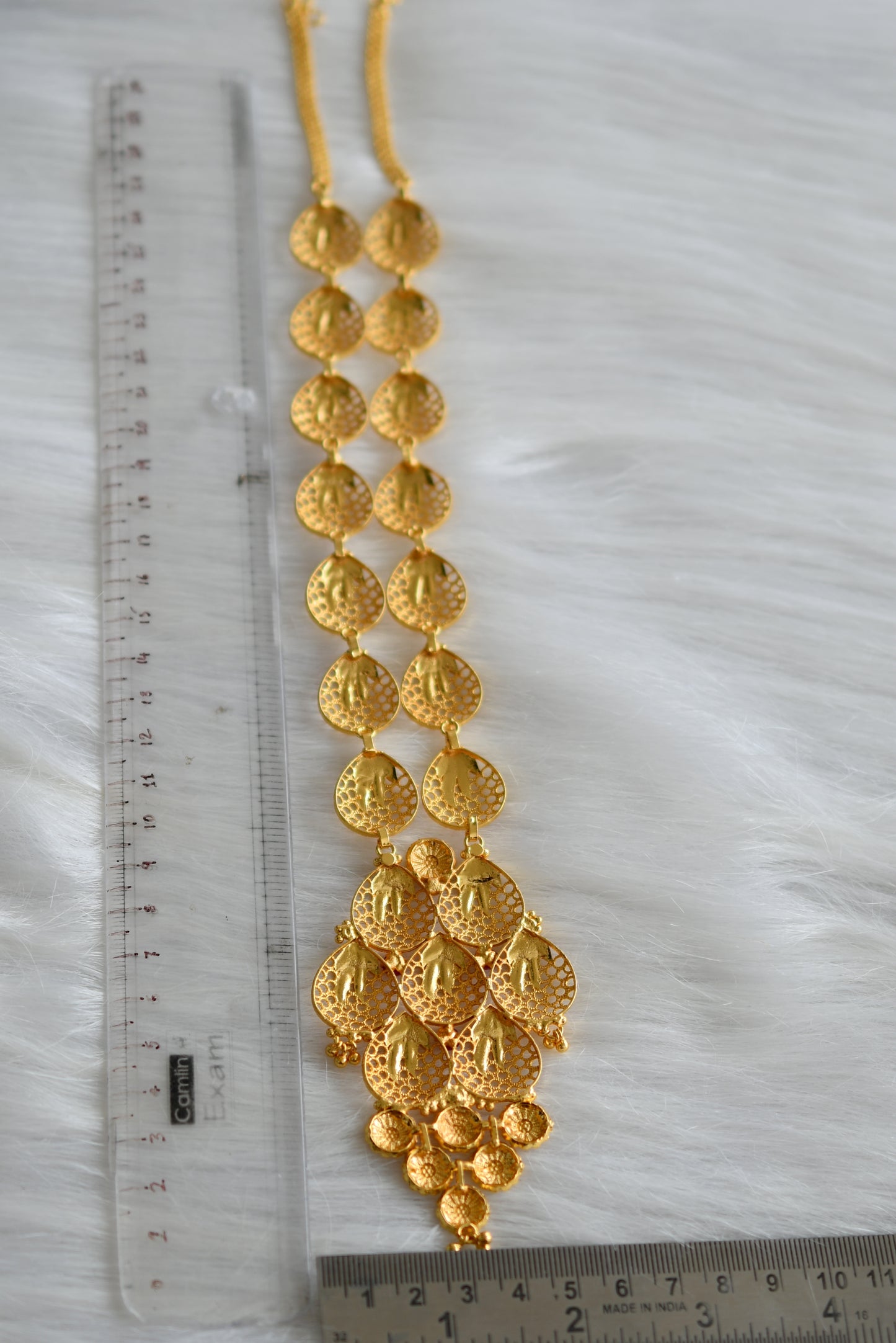 Gold tone Kerala style Ruby flower haar dj-43136