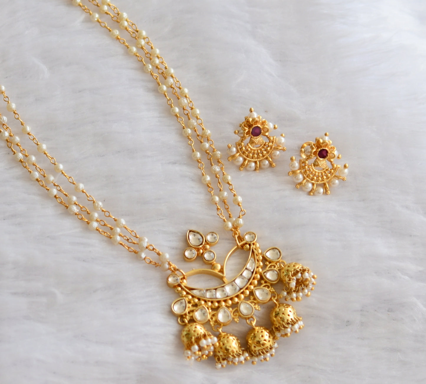 Gold tone pearl white kundan jadau necklace set dj-46397