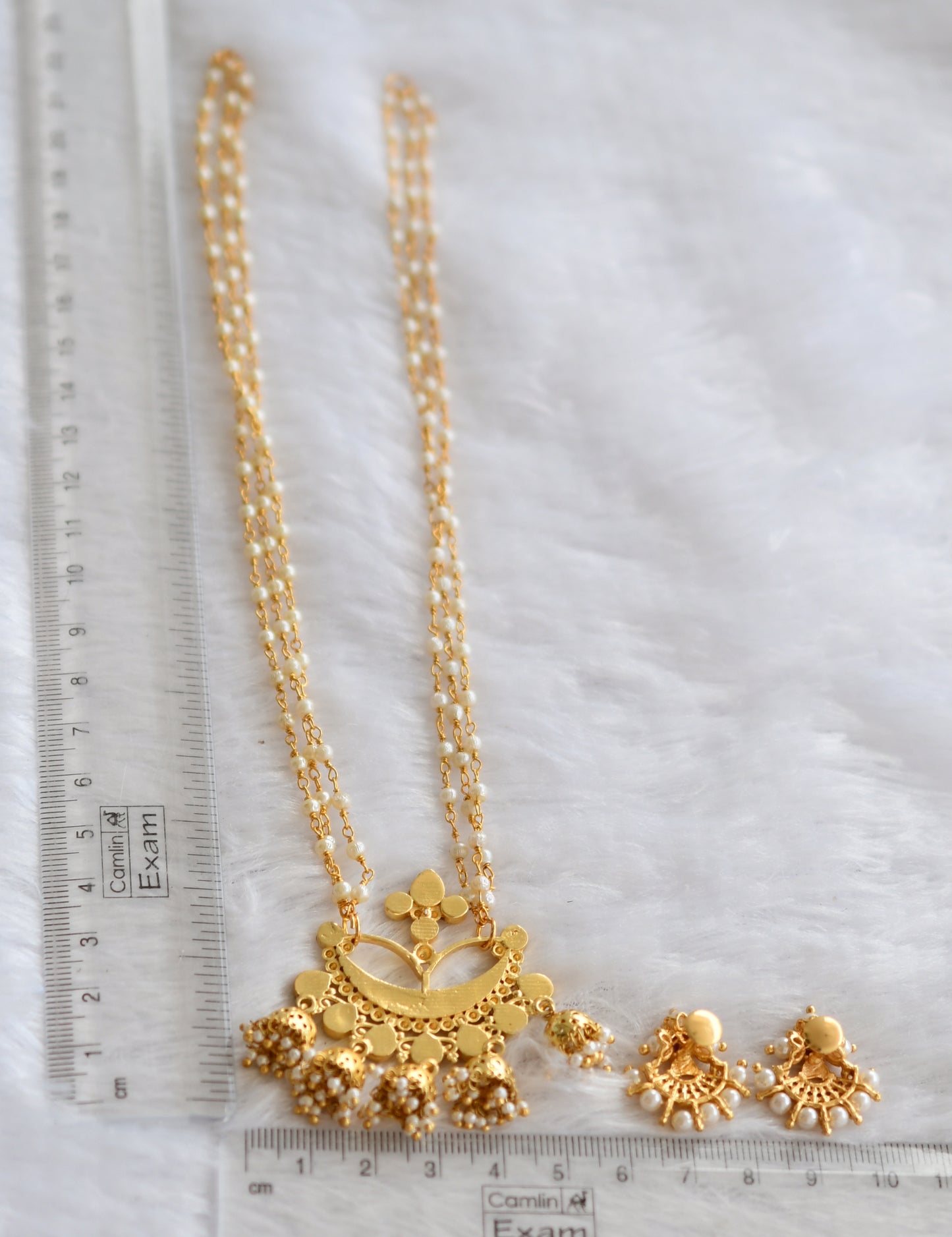 Gold tone pearl white kundan jadau necklace set dj-46397