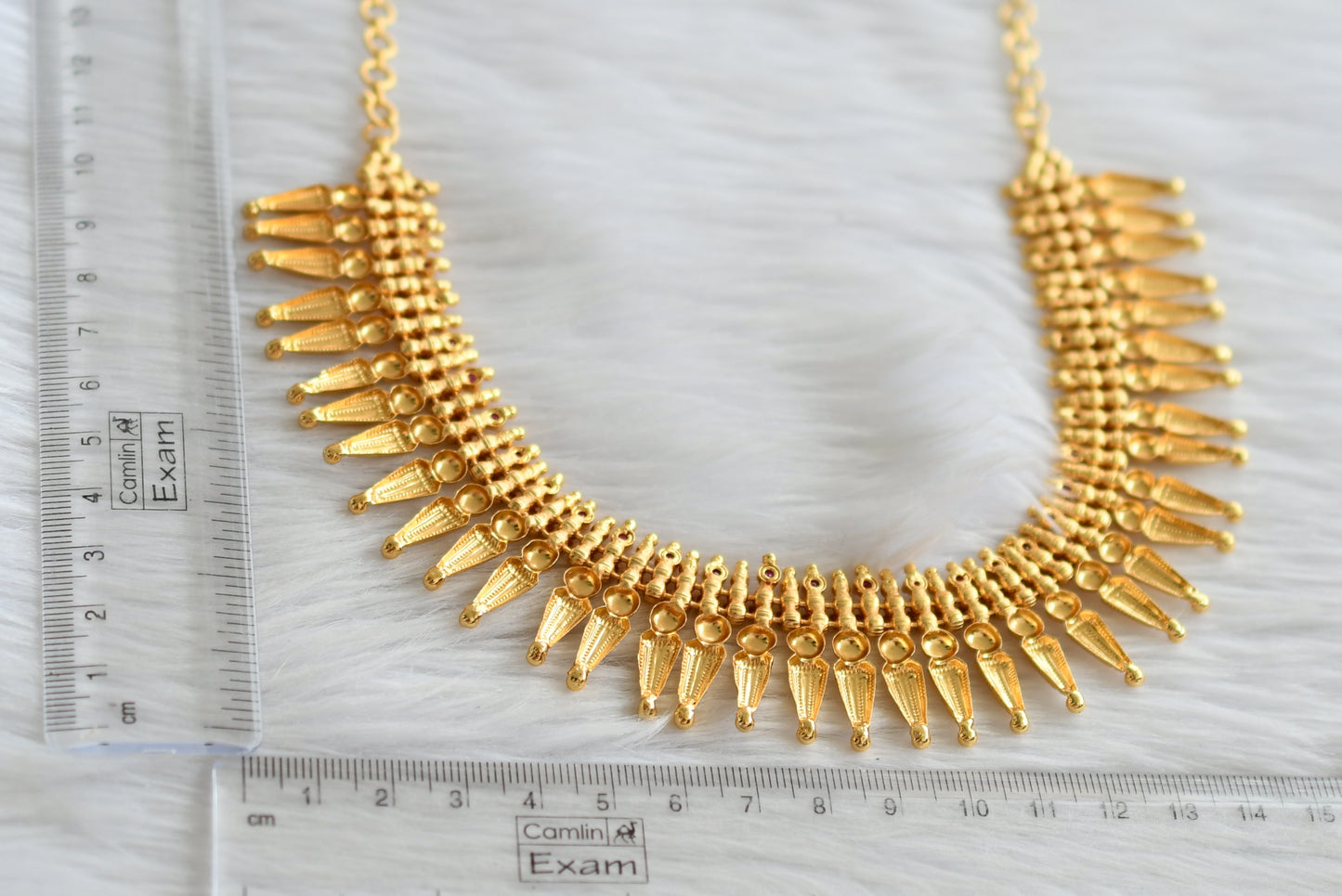 Gold tone pink stone kerala style necklace dj-44600