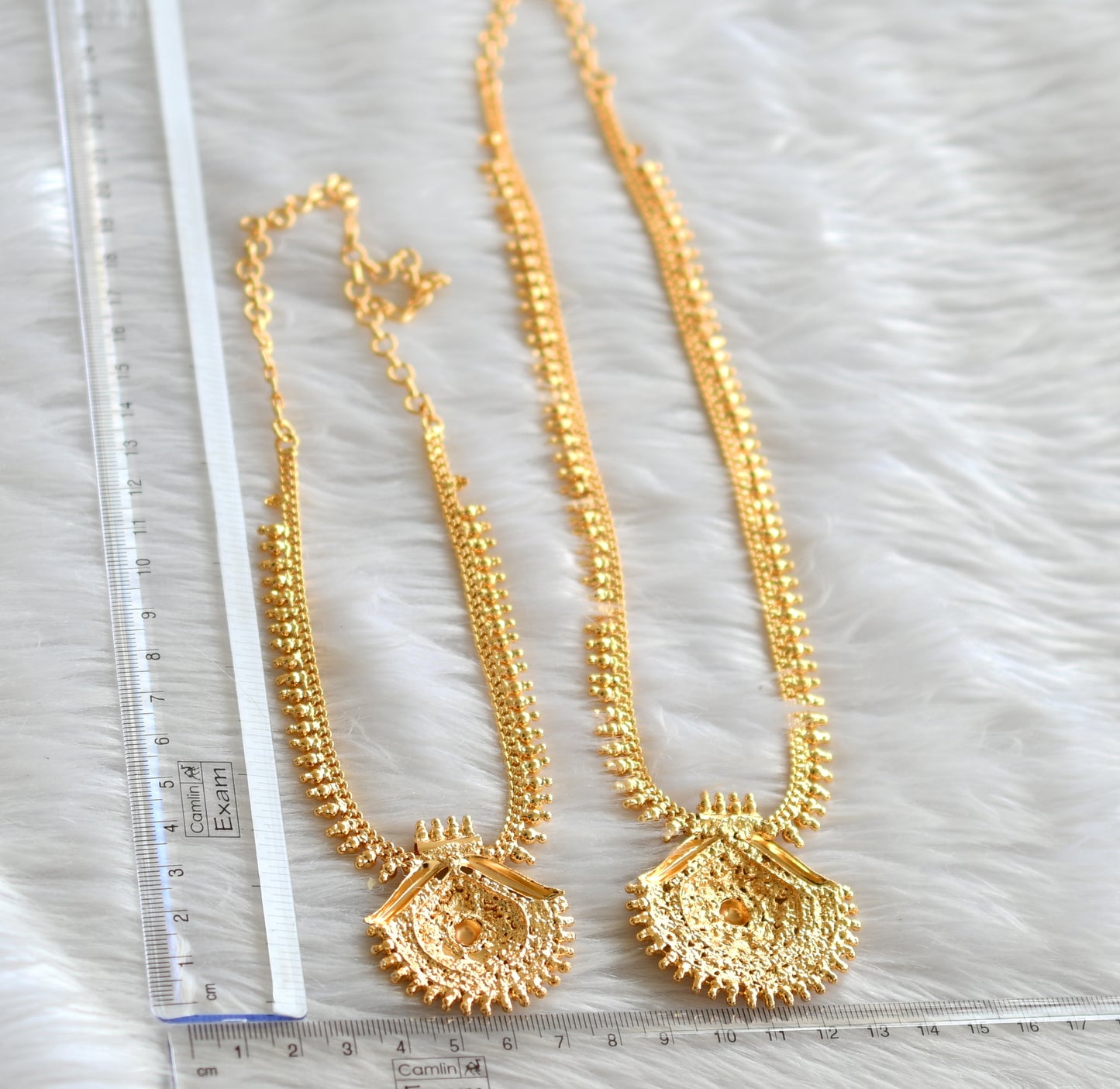 Gold tone flower necklace and haar combo set dj-31293