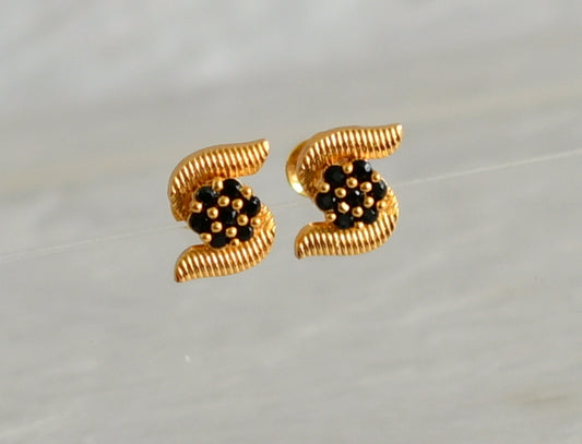 Gold tone black flower earrings dj-48197