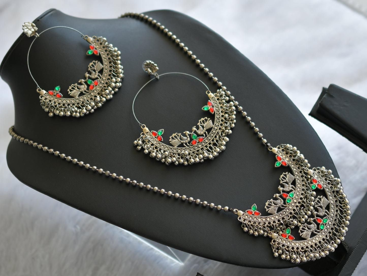 Silver tone red-green stone peacock haar set dj-46446