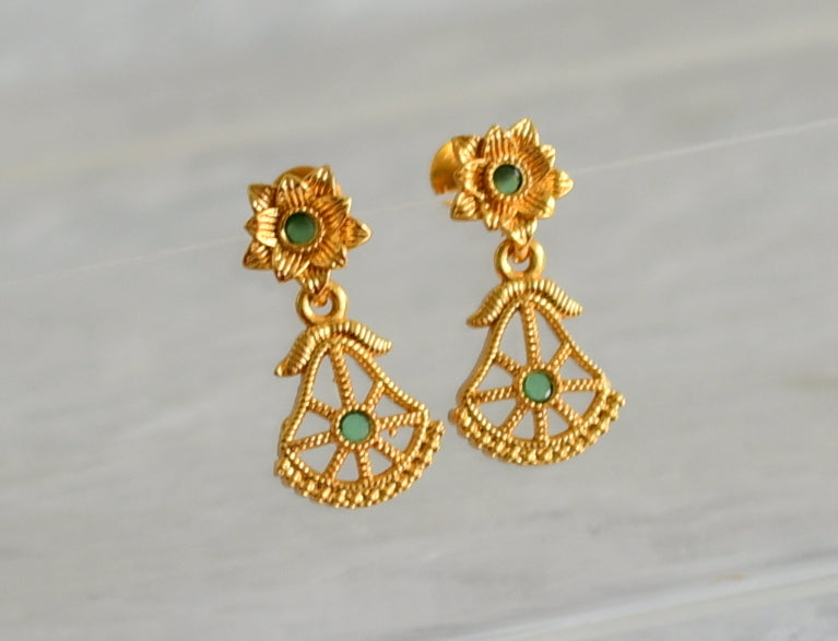 Gold tone green stone flower earrings dj-48177