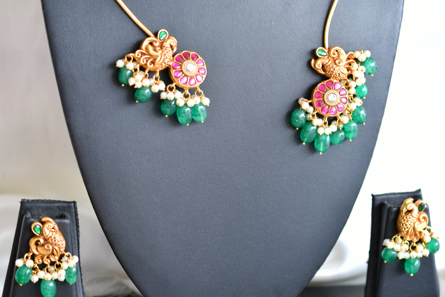 Matte gold tone Pink-green kundan jadau peacock hasli necklace set dj-43155