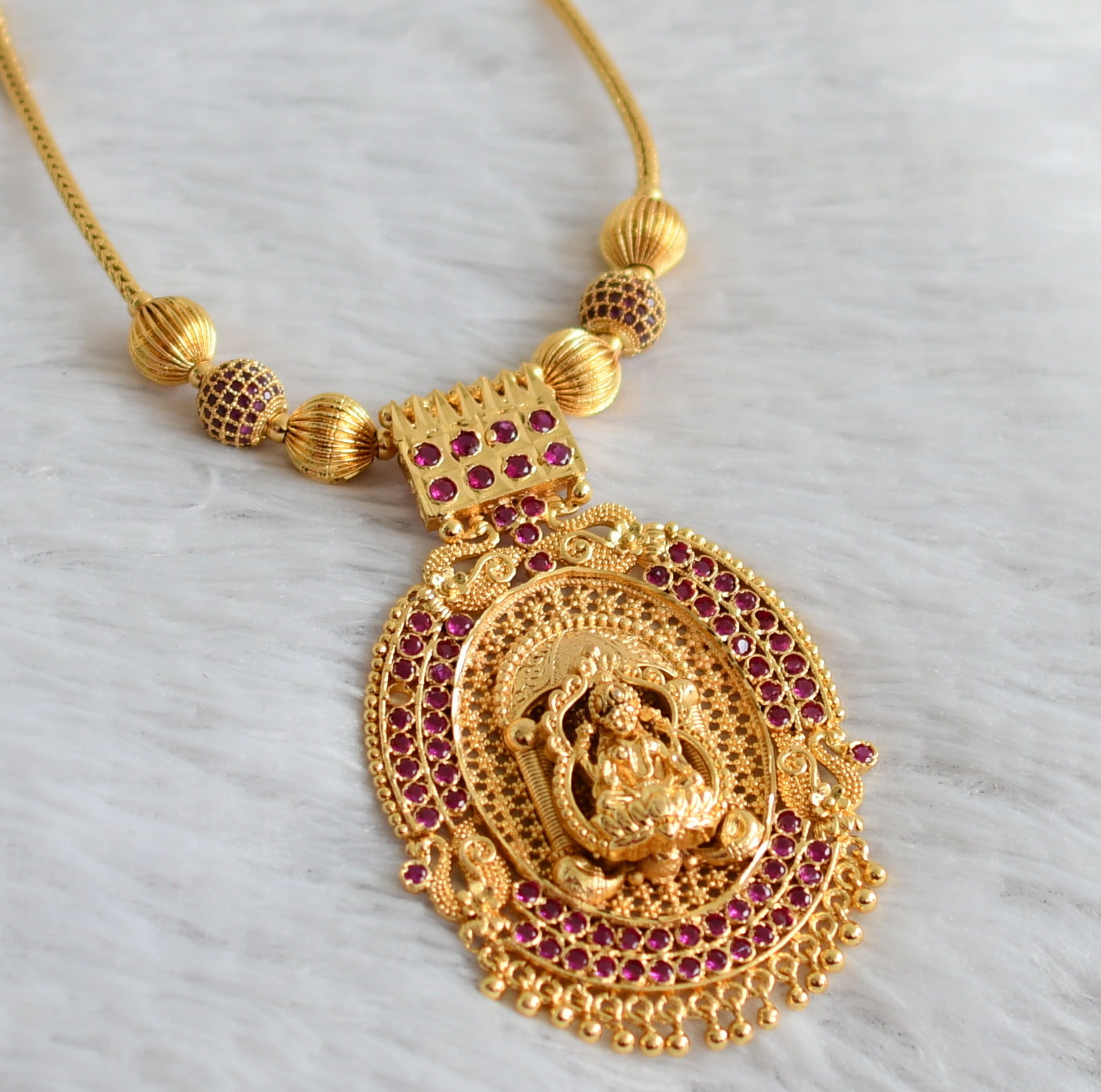 Gold tone ruby stone ball ad pink lakshmi kerala style kodi necklace dj-48020