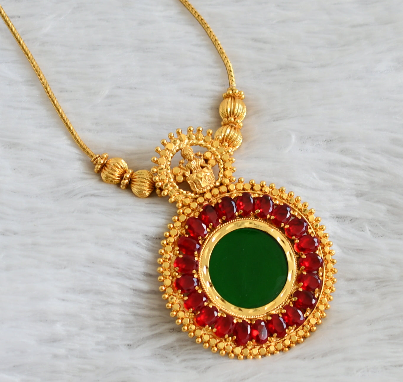 Gold tone kerala style red oval stone green round lakshmi kodi necklace dj-48078