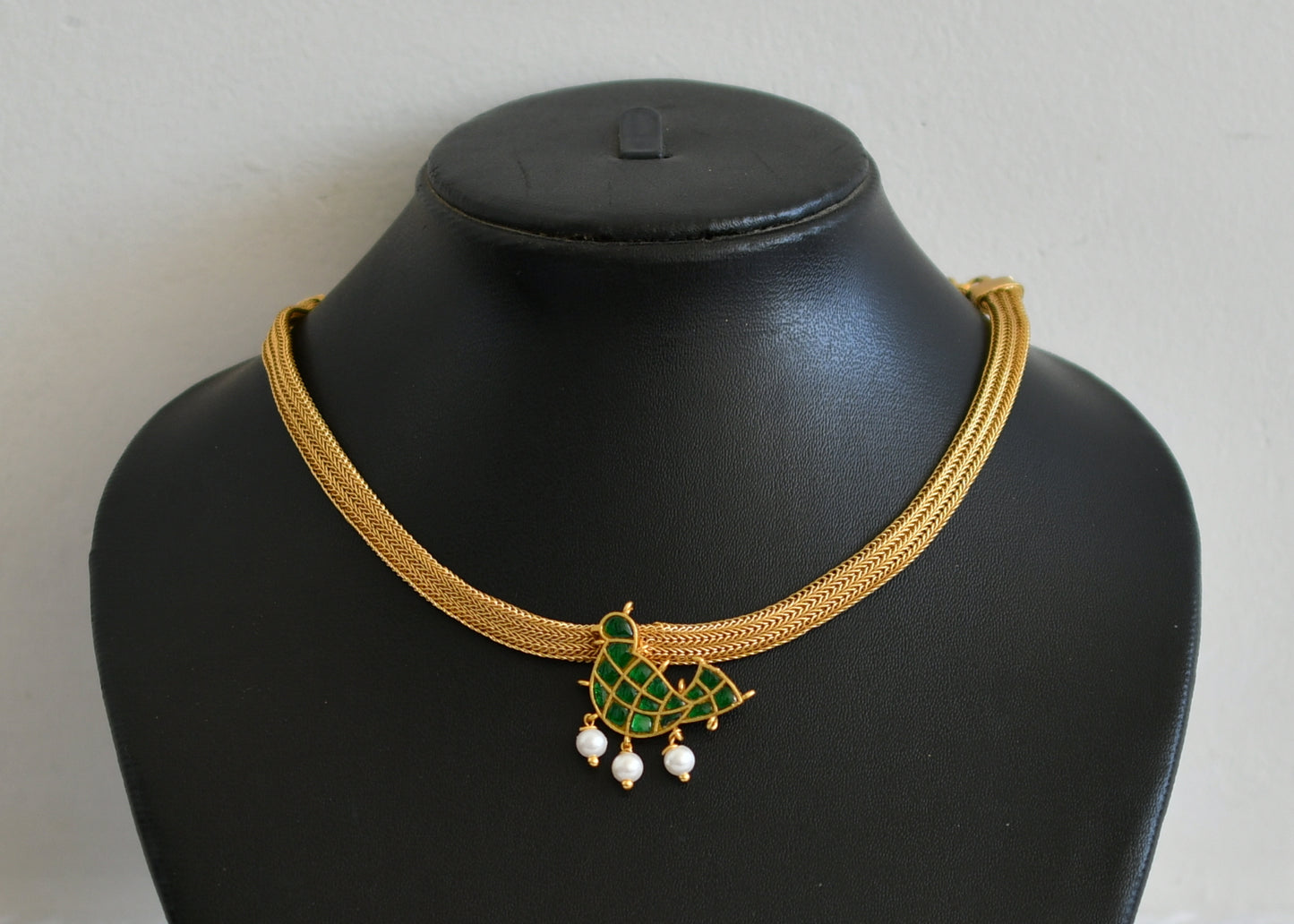 Matte finish green kundan jadau bird necklace dj-50097