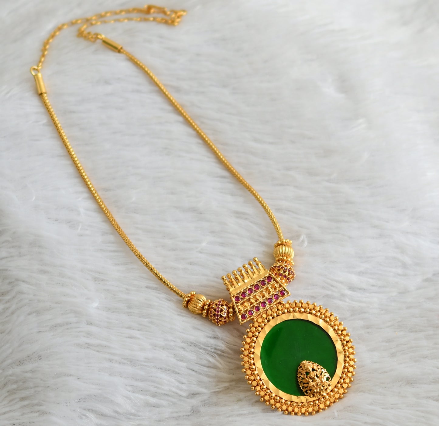 Gold tone pink-green lakshmi round kerala style kodi necklace dj-48084