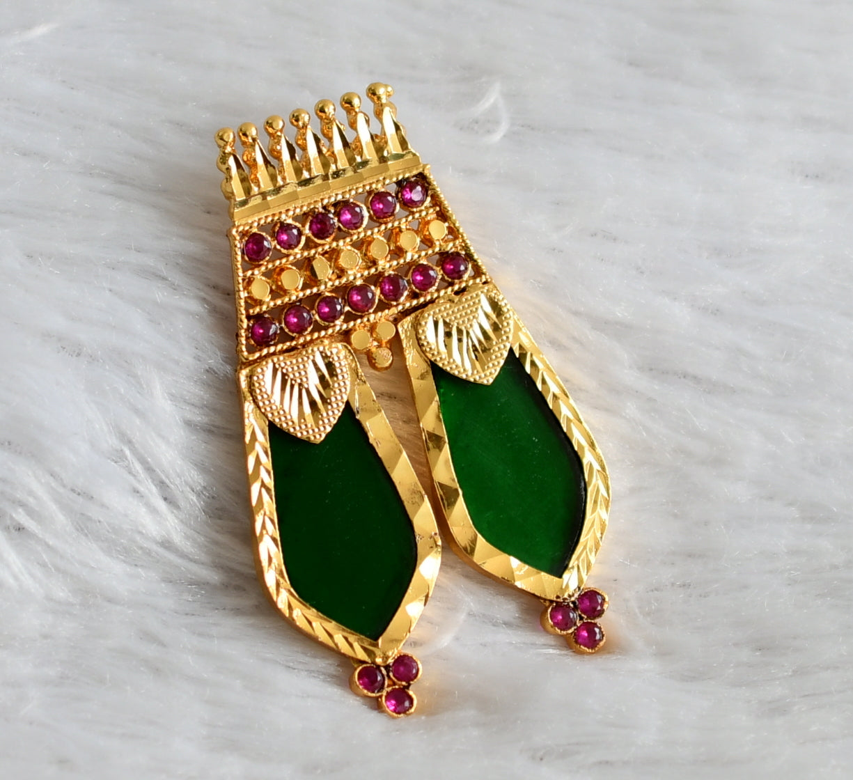 Gold tone ad pink-green kerala style nagapadam pendant dj-48094