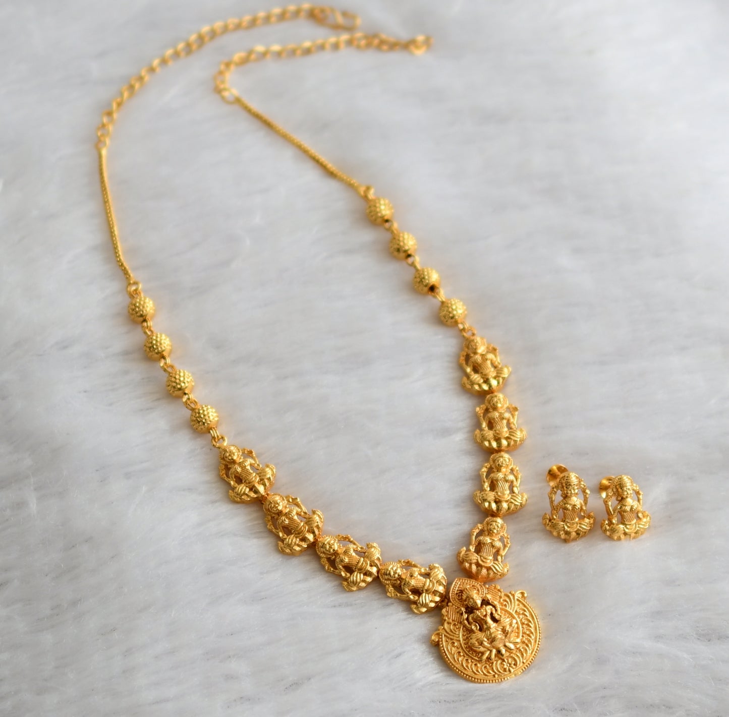 Gold tone kerala style lakshmi necklace set dj-46530