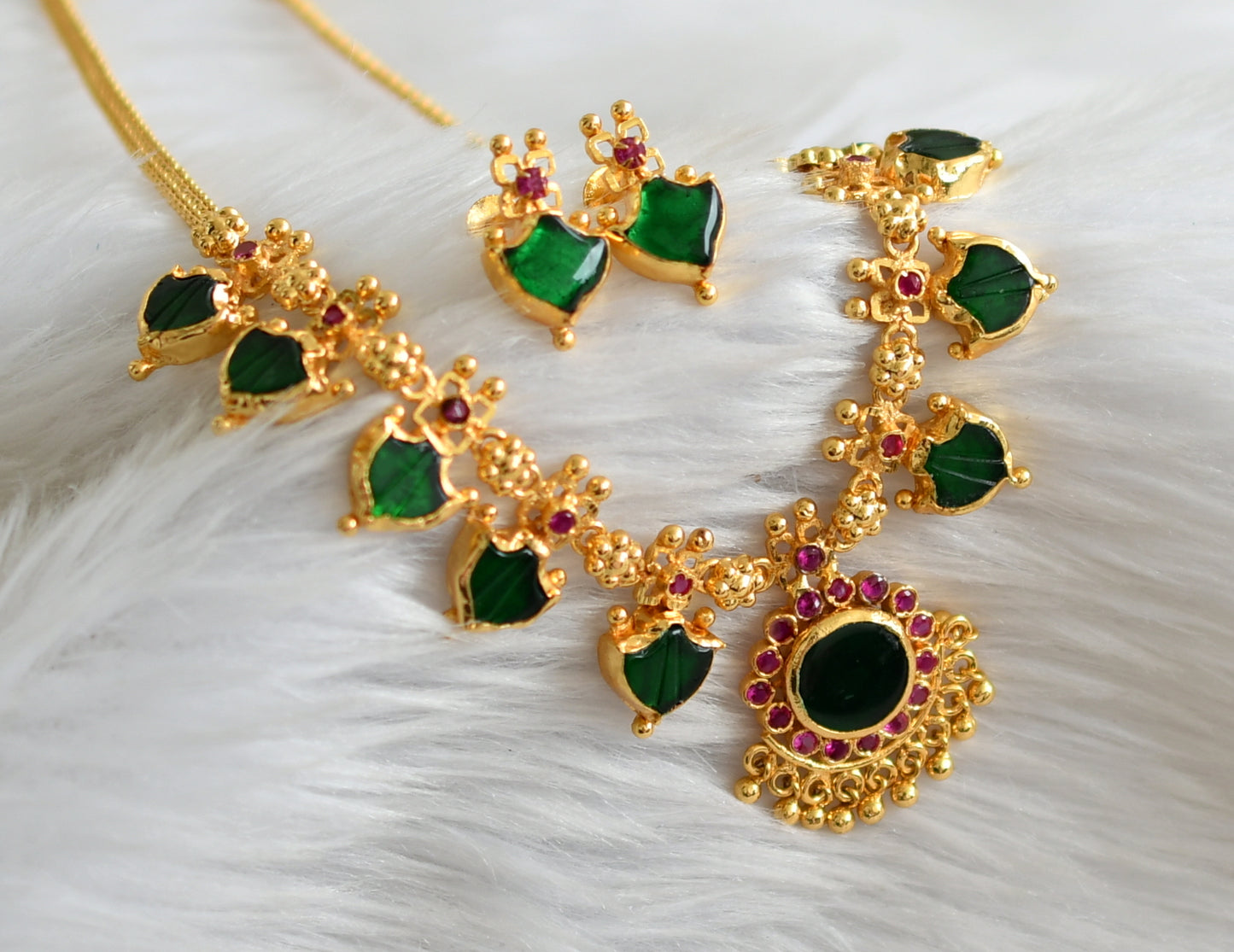 Gold tone pink-green kerala style palakka necklace set dj-44747