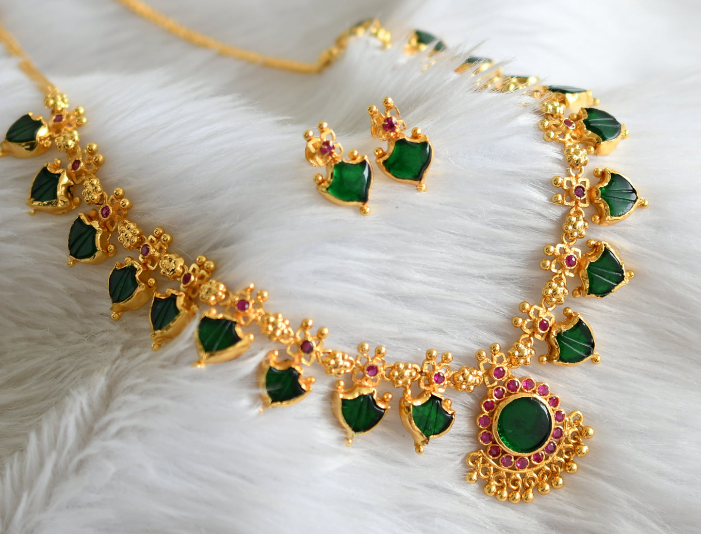 Gold tone pink green kerala style palakka necklace set dj-44751