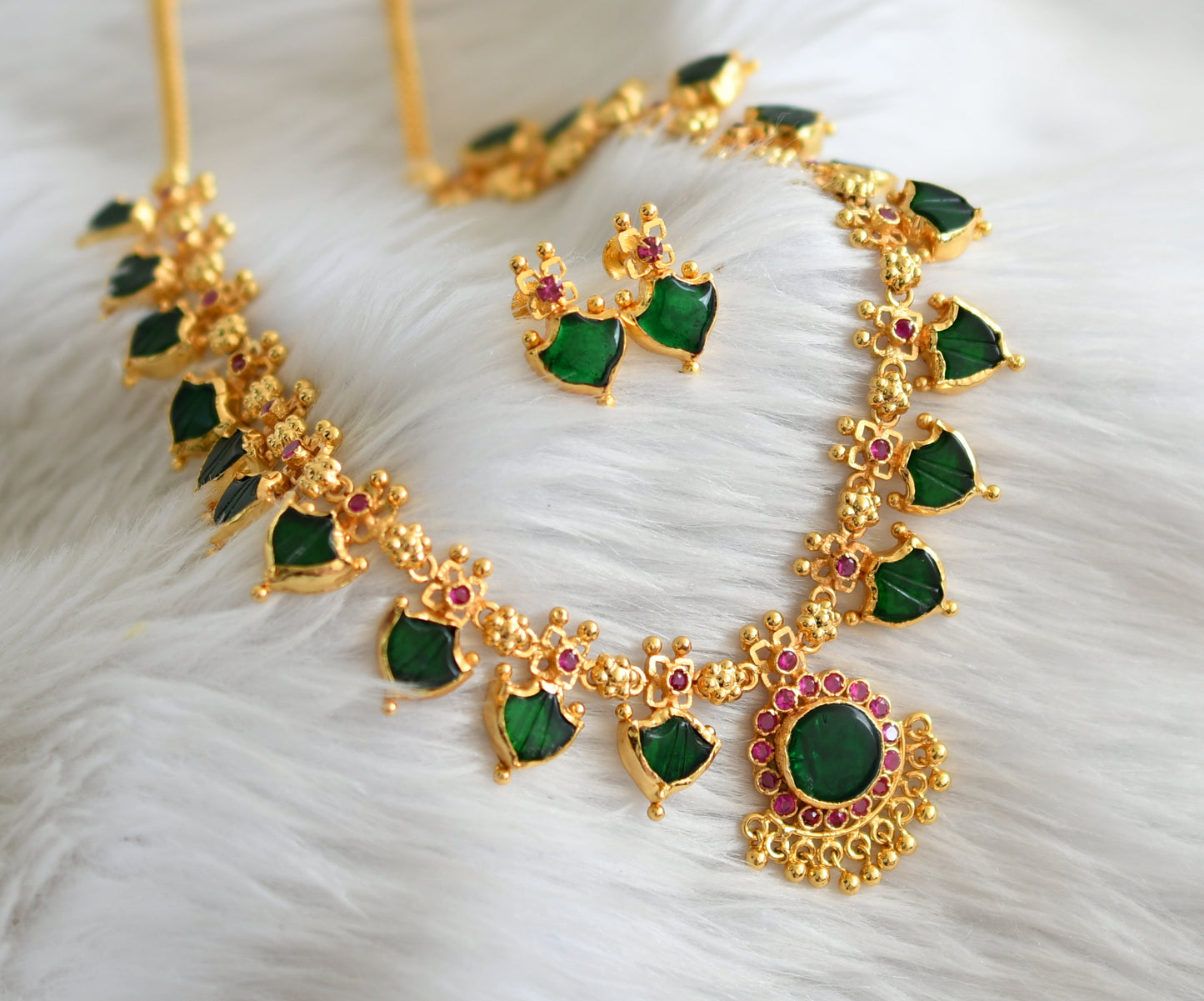 Gold tone pink-green kerala style palakka necklace set dj-44752