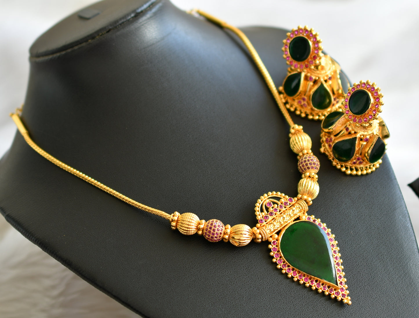 Gold tone kerala style ad pink-green gopi necklace set dj-44753