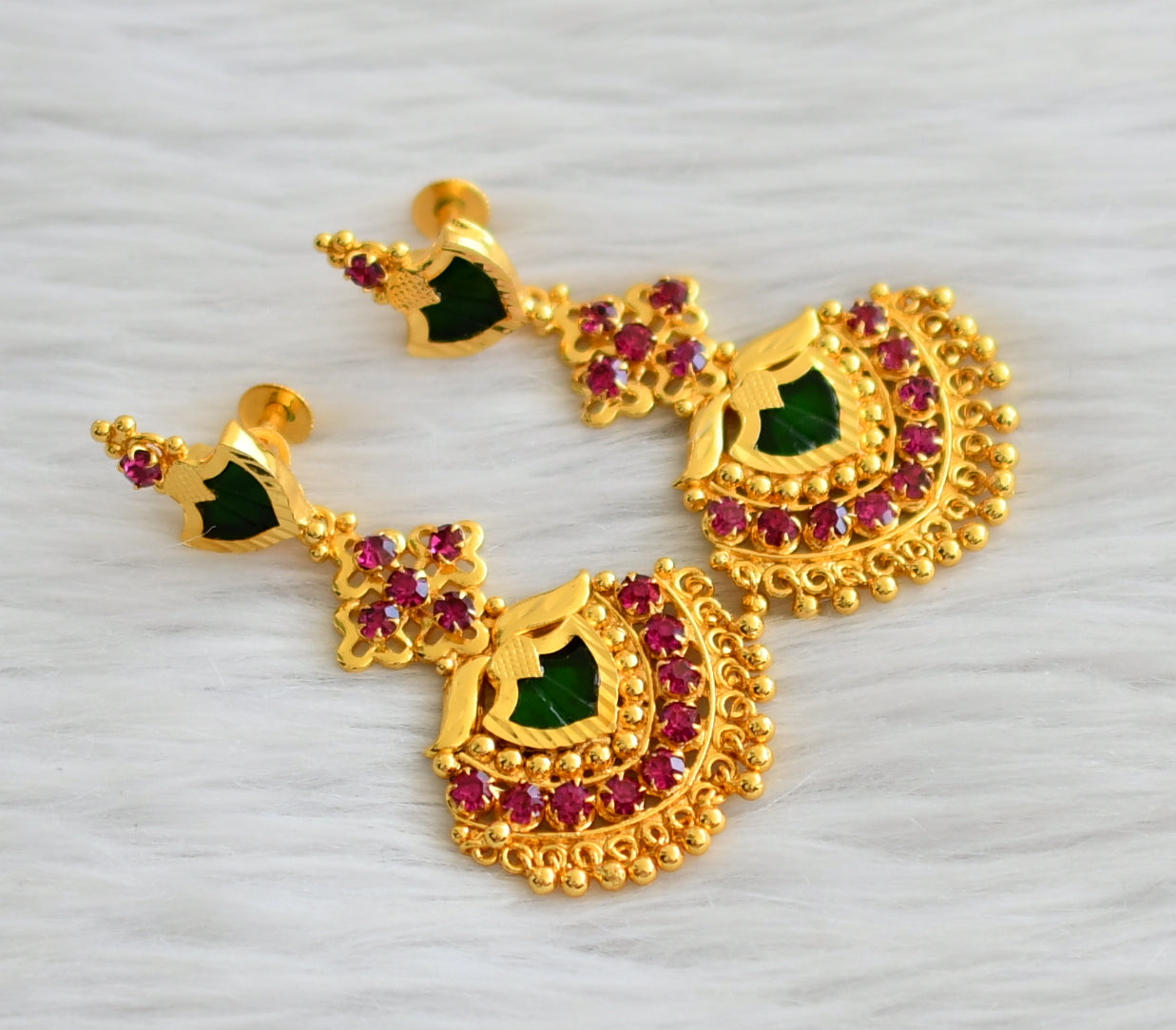 DREAMJWELL - Beautiful Pink-green Palakka Designer Earrings DJ19516 –  dreamjwell