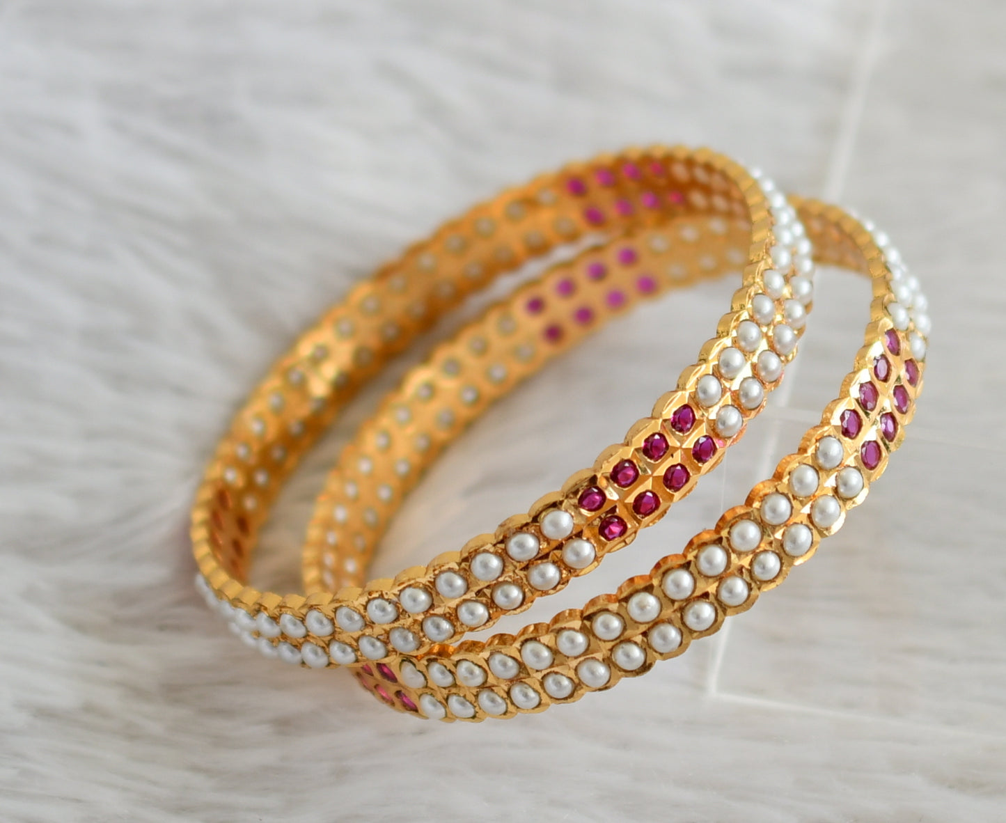 Gold tone ad pink-pearl south indian bagels(2.8) dj-48120