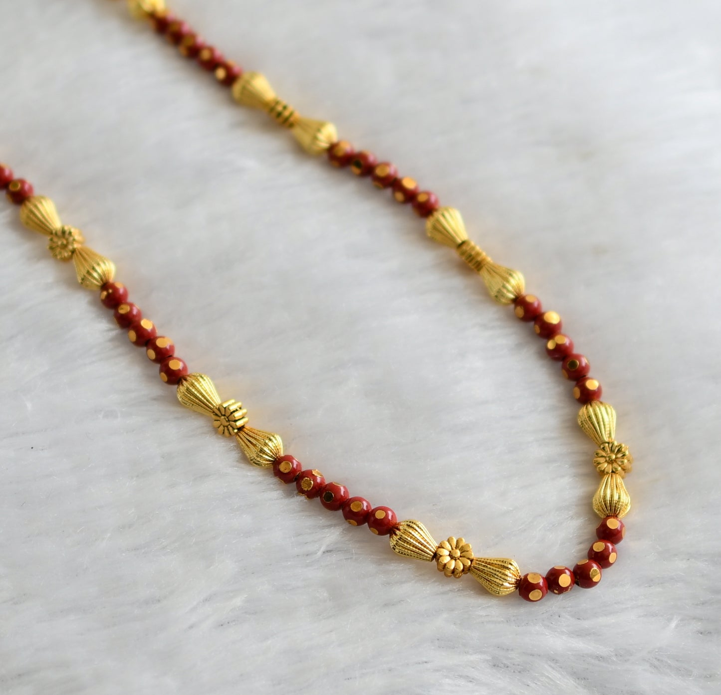 Gold tone Red Beaded Necklace -dj04155