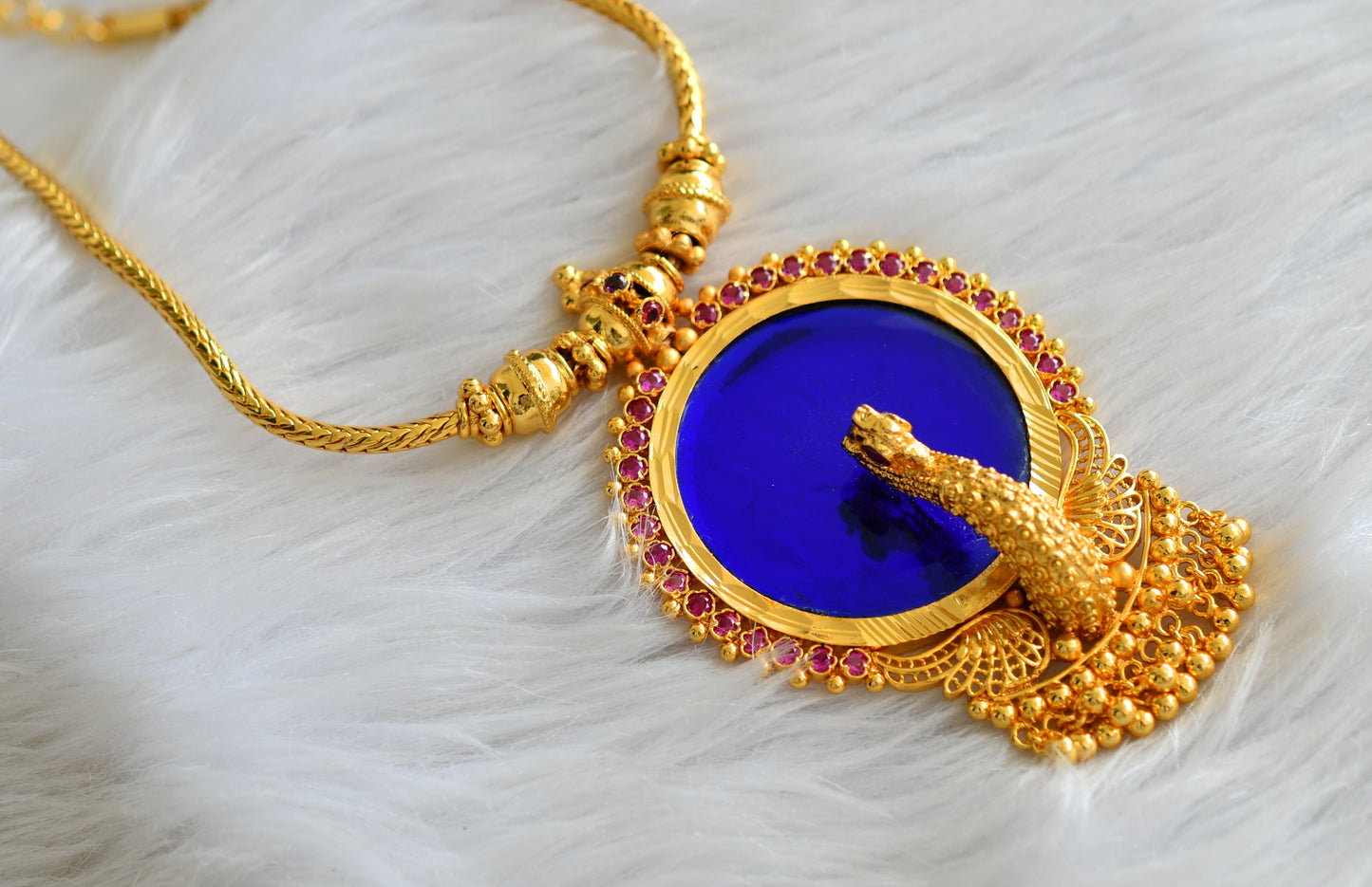 Gold tone kerala style pink-blue peacock round necklace dj-43231